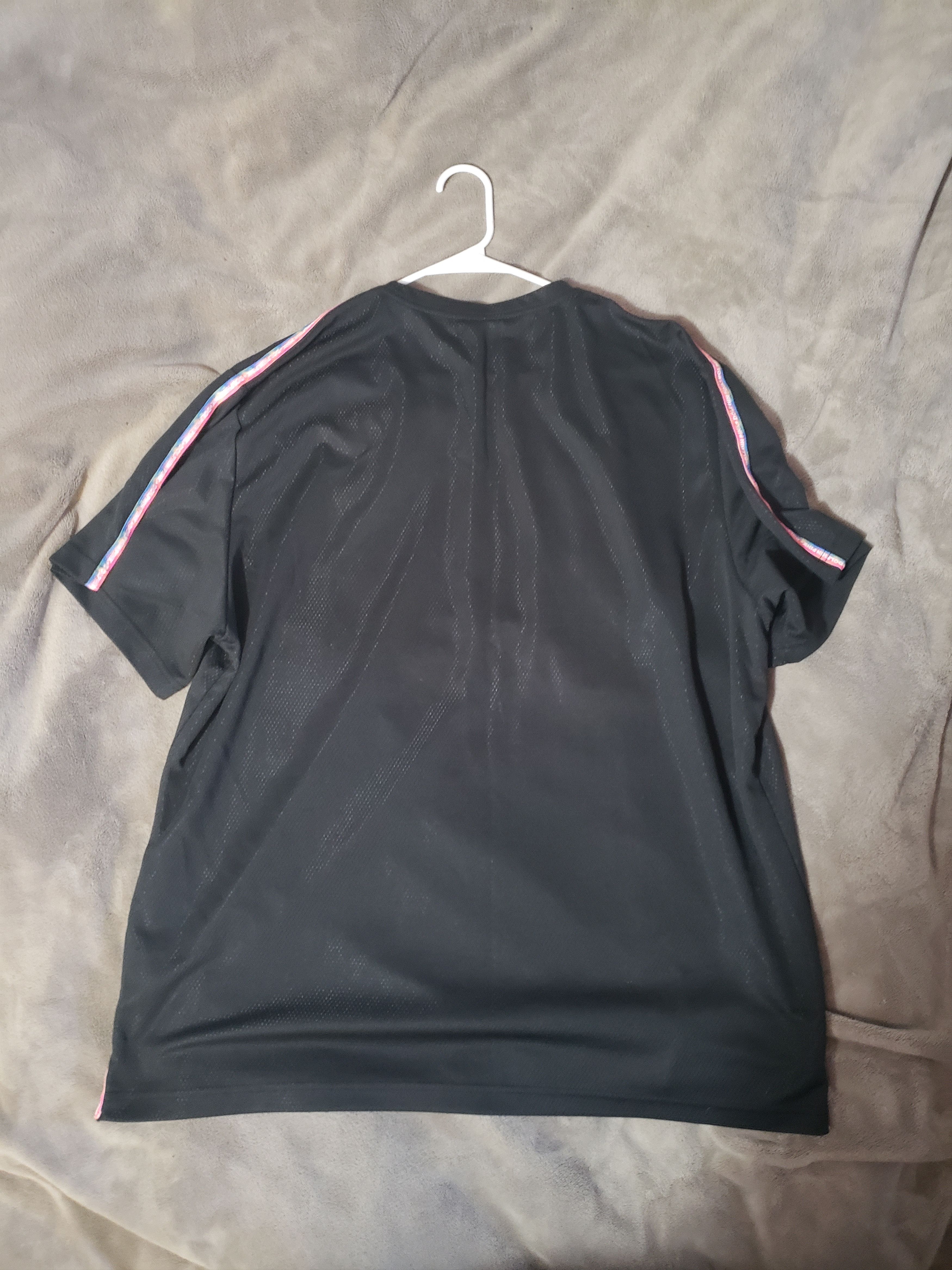 Pink Dolphin Pink Dolphin 3XL T Shirt Size US XXL / EU 58 / 5 - 2 Thumbnail