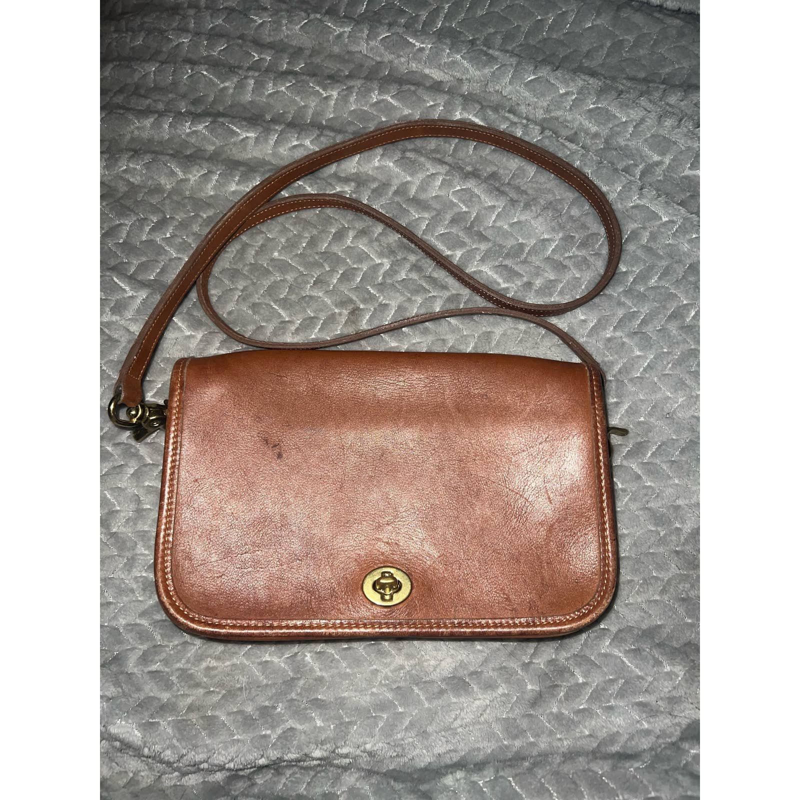 Coach convertible 2024 bag vintage style