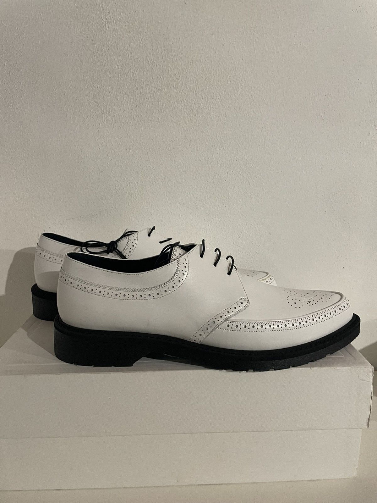 NEED GONE - RARE FW19 DERBY BROGUE WHITE CREEPERS