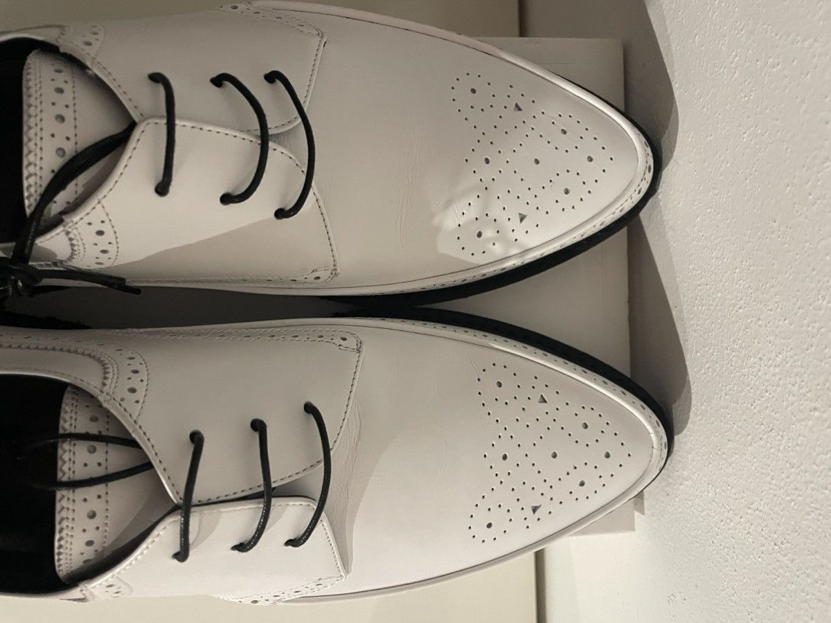 NEED GONE - RARE FW19 DERBY BROGUE WHITE CREEPERS