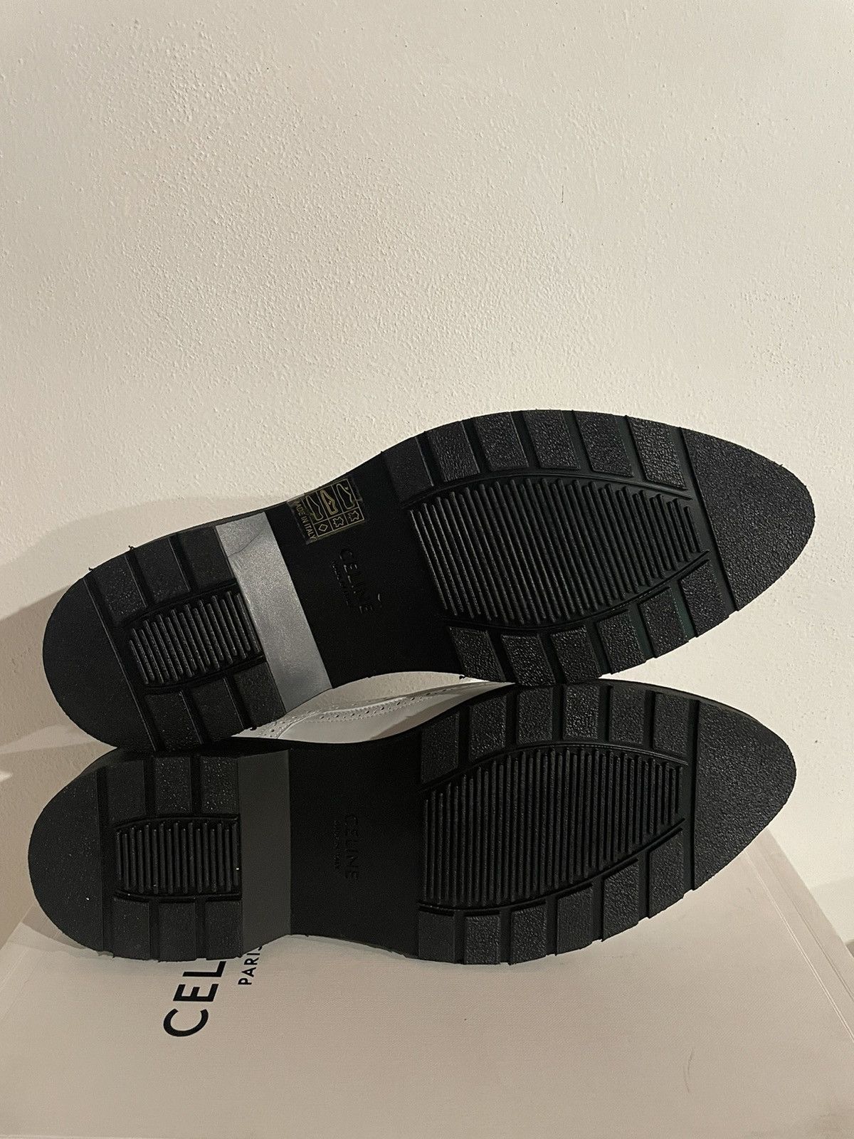 NEED GONE - RARE FW19 DERBY BROGUE WHITE CREEPERS