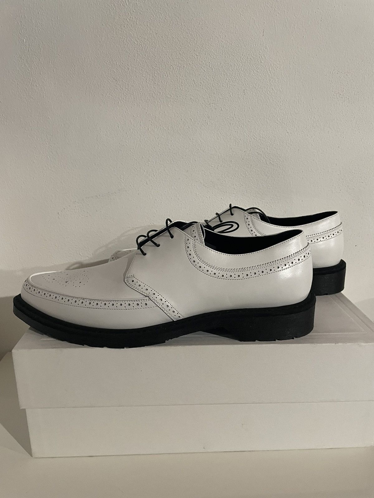 NEED GONE - RARE FW19 DERBY BROGUE WHITE CREEPERS