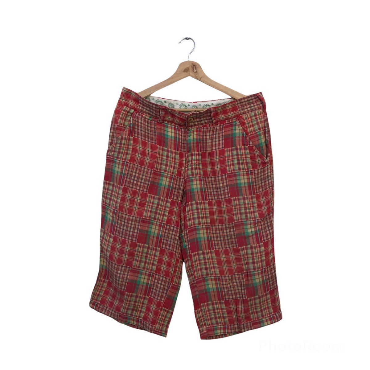 Japanese Brand PATCH WORK TARTAN DESIGN OSHKOSH SHORT PANTS Size US 32 / EU 48 - 1 Thumbnail