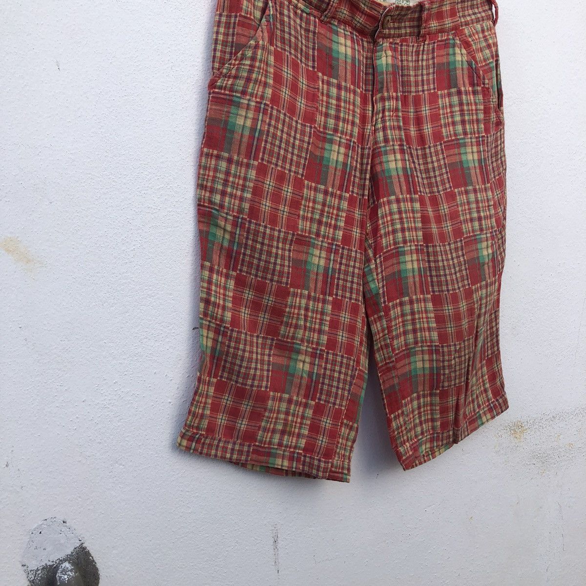 Japanese Brand PATCH WORK TARTAN DESIGN OSHKOSH SHORT PANTS Size US 32 / EU 48 - 5 Thumbnail