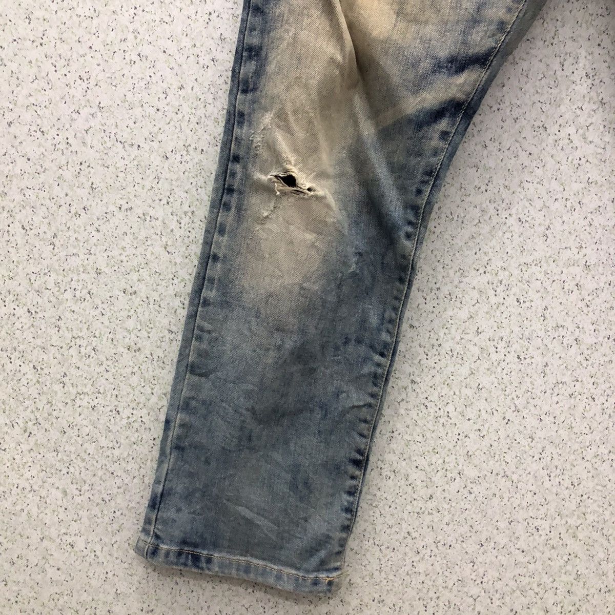 Japanese Brand ACID WASH DESIGN DENIM TORNADO MART REFINED REAL CLOTHES Size US 35 - 4 Thumbnail