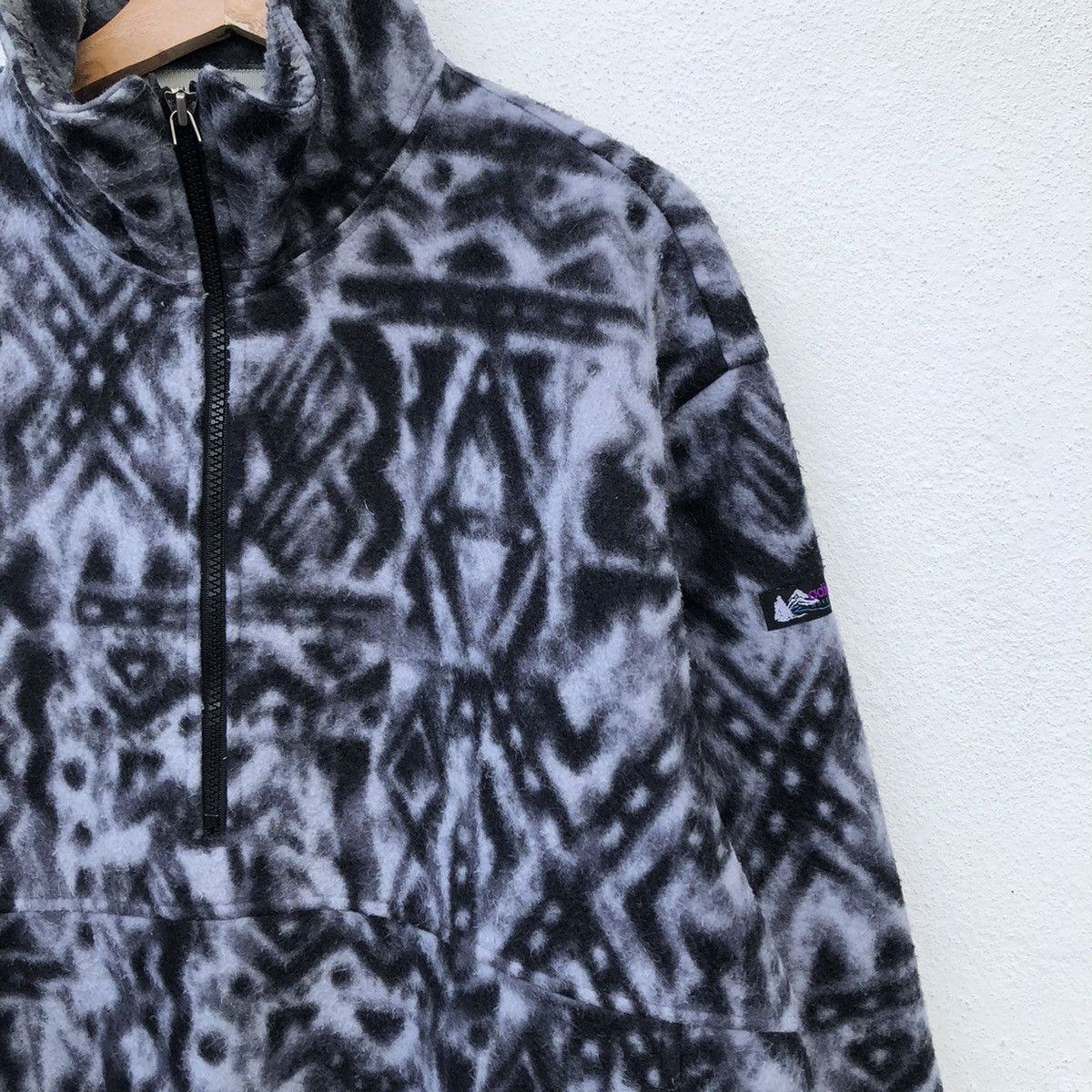 Adidas VINTAGE ADIDAS ADVENTURE FLEECE JACKET NAVAJO DESIGN Size US M / EU 48-50 / 2 - 6 Thumbnail