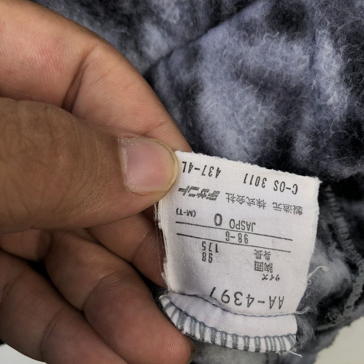 Adidas VINTAGE ADIDAS ADVENTURE FLEECE JACKET NAVAJO DESIGN Size US M / EU 48-50 / 2 - 13 Thumbnail