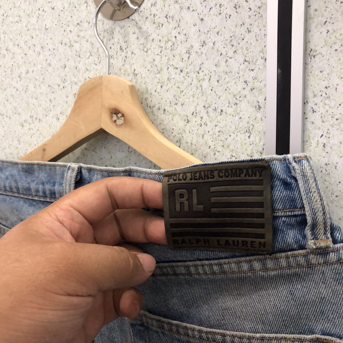 Polo Ralph Lauren DISTRESSED JEANS DENIM POLO RALPH LAUREN Size US 31 - 10 Thumbnail