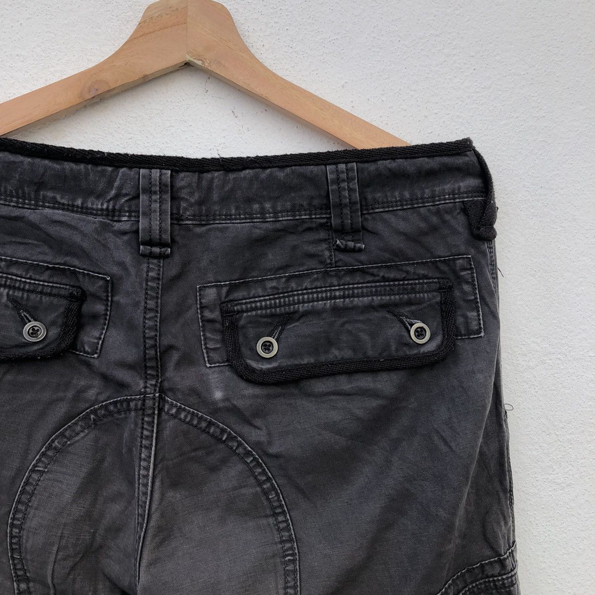Japanese Brand MULTI POCKET CARGO PANTS JAPANESE BRAND Size US 33 - 9 Thumbnail