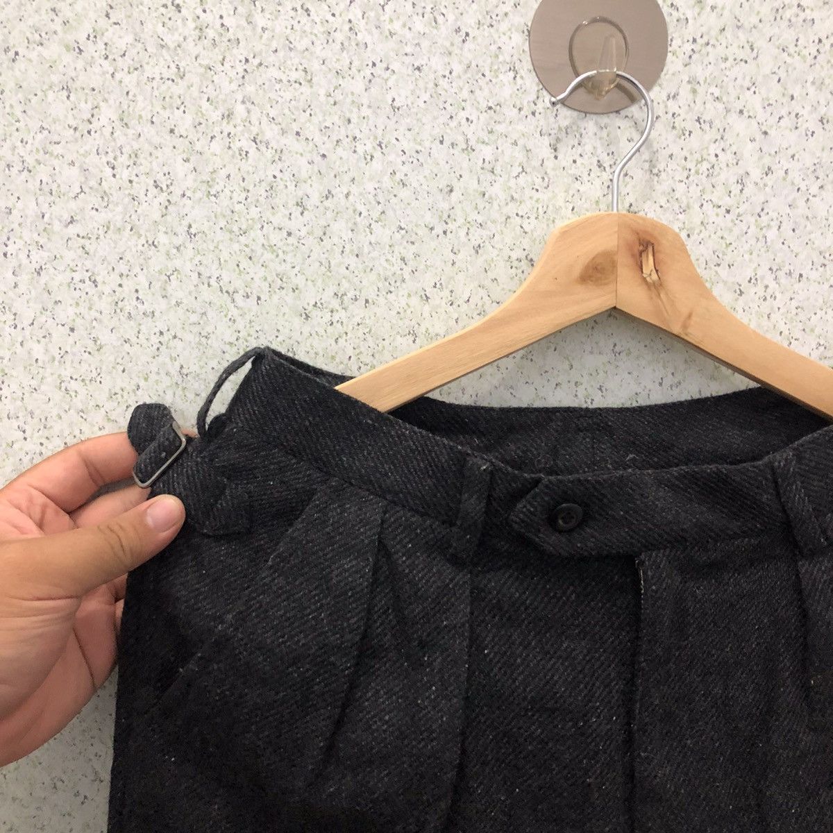 Japanese Brand CASUAL PANTS WITH BUCKLE WOOL INSPIRED BY ISSEY MIYAKE Size US 28 / EU 44 - 9 Thumbnail