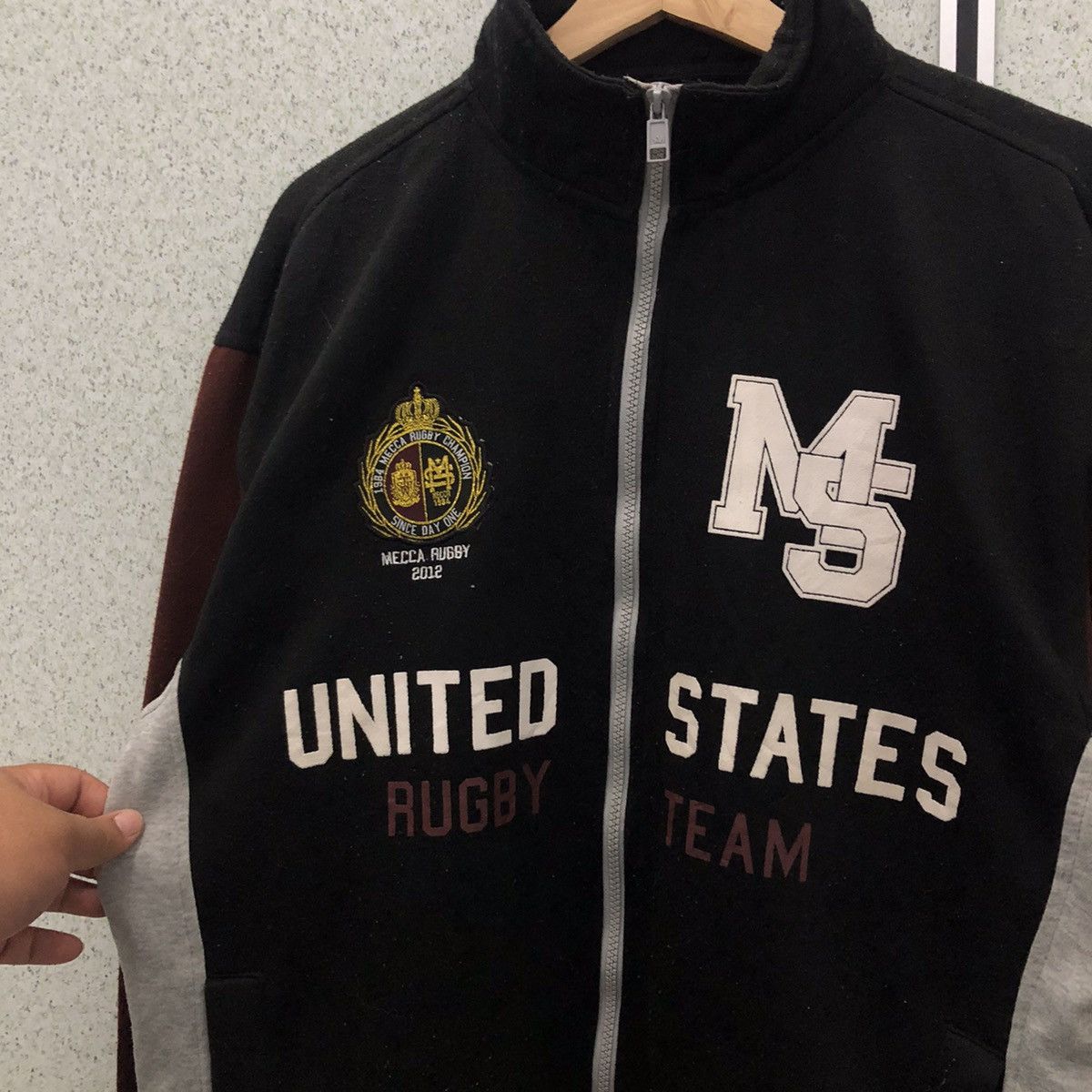 Japanese Brand ZIPPER JACKET RUGBY TEAM USA FLAG BIG LOGO Size US XL / EU 56 / 4 - 5 Thumbnail