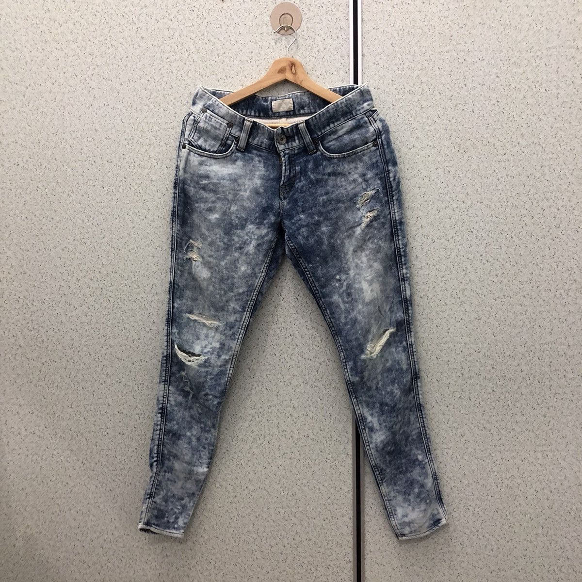 Japanese Brand ACID WASH SKINNY DENIM MOUSSY MADE IN JAPAN Size US 31 - 1 Thumbnail