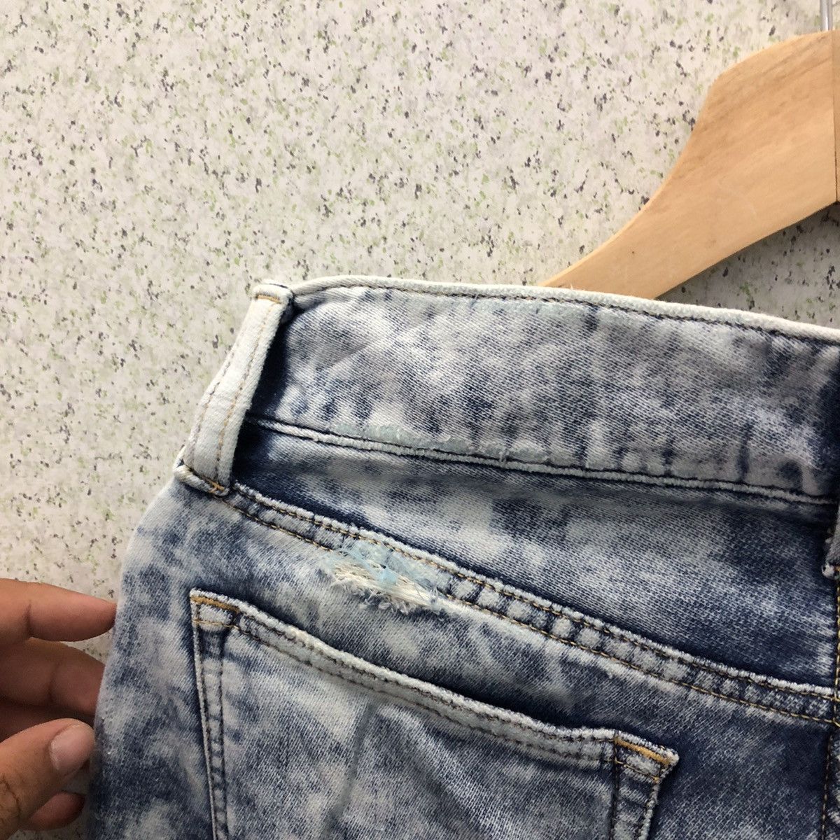 Japanese Brand ACID WASH SKINNY DENIM MOUSSY MADE IN JAPAN Size US 31 - 12 Thumbnail