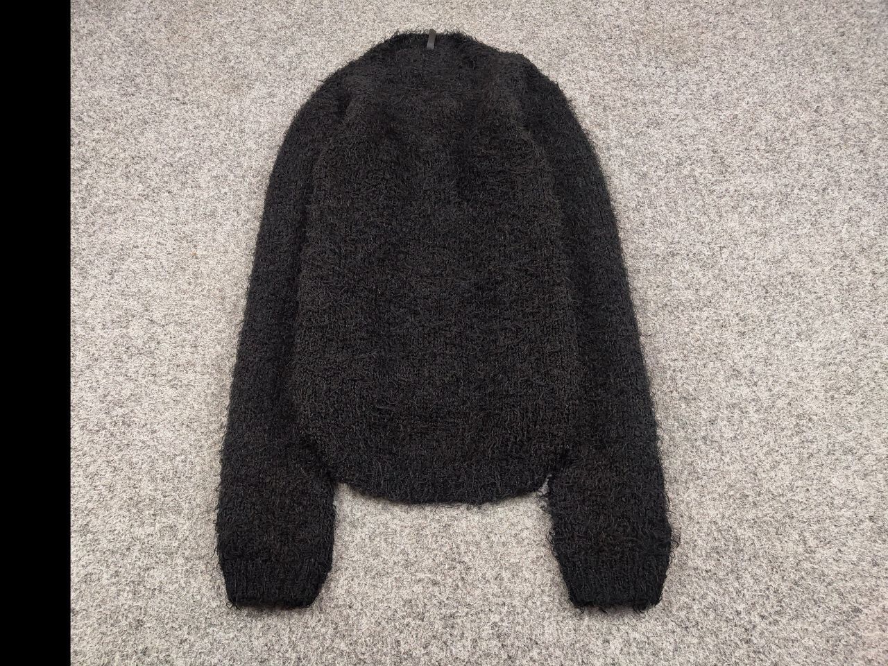 Japanese Brand Vintage Japanese Black Mohair Style Fuzzy Crewneck Sweater Size US S / EU 44-46 / 1 - 2 Thumbnail