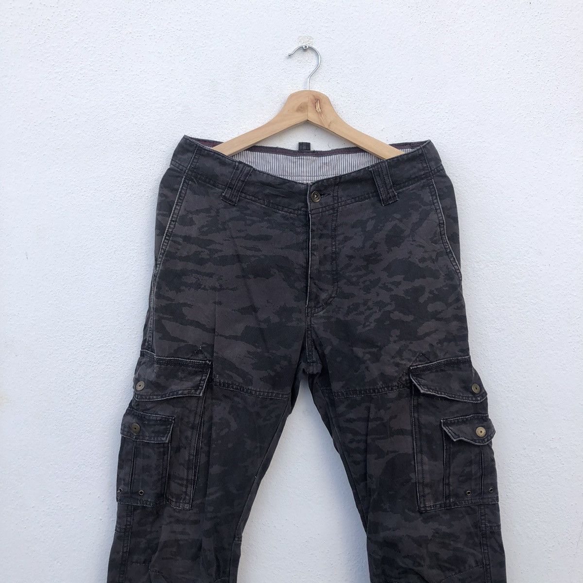 Japanese Brand PARACHUTE BIKER PANTS CAMO DESIGN CARGO MULTI POCKETS Size US 31 - 3 Thumbnail