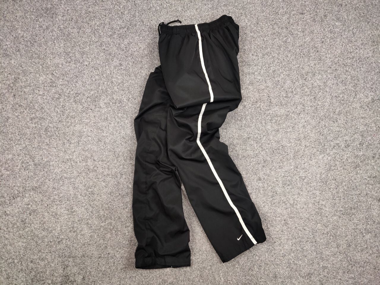 Nike Vintage Nike Swoosh Track Black Jogger Pants Travis Scott Size US 30 / EU 46 - 15 Thumbnail