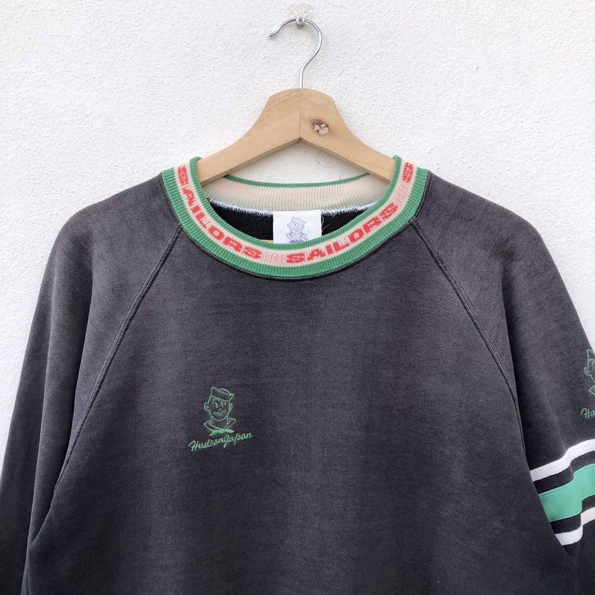 Japanese Brand VINTAGE CREWNECK SAILORS SIDE TAPE DESIGN Size US M / EU 48-50 / 2 - 3 Thumbnail