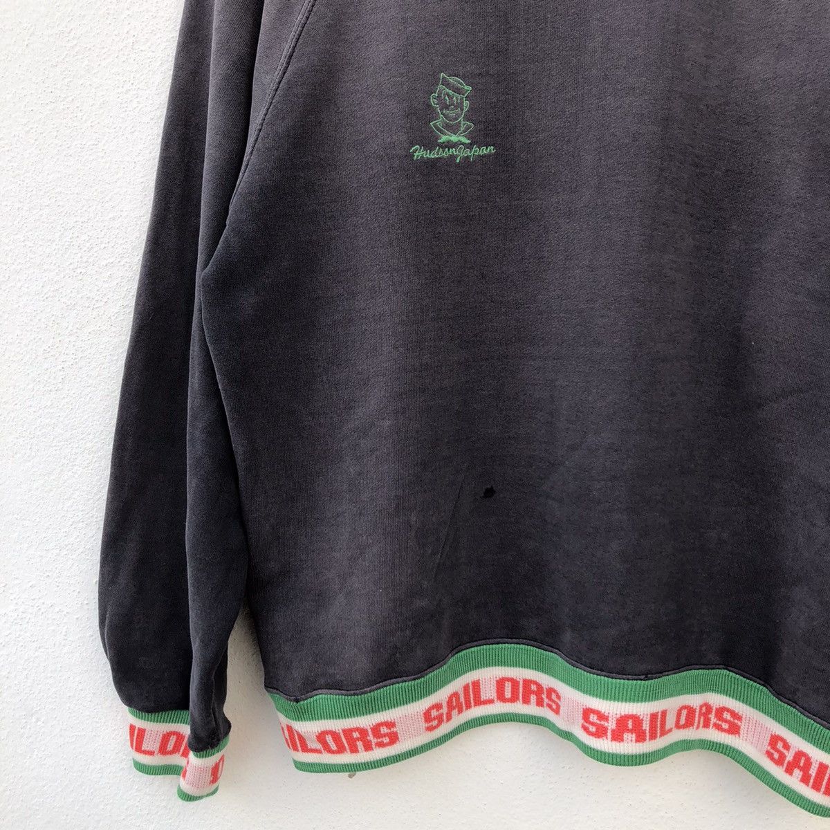 Japanese Brand VINTAGE CREWNECK SAILORS SIDE TAPE DESIGN Size US M / EU 48-50 / 2 - 4 Thumbnail