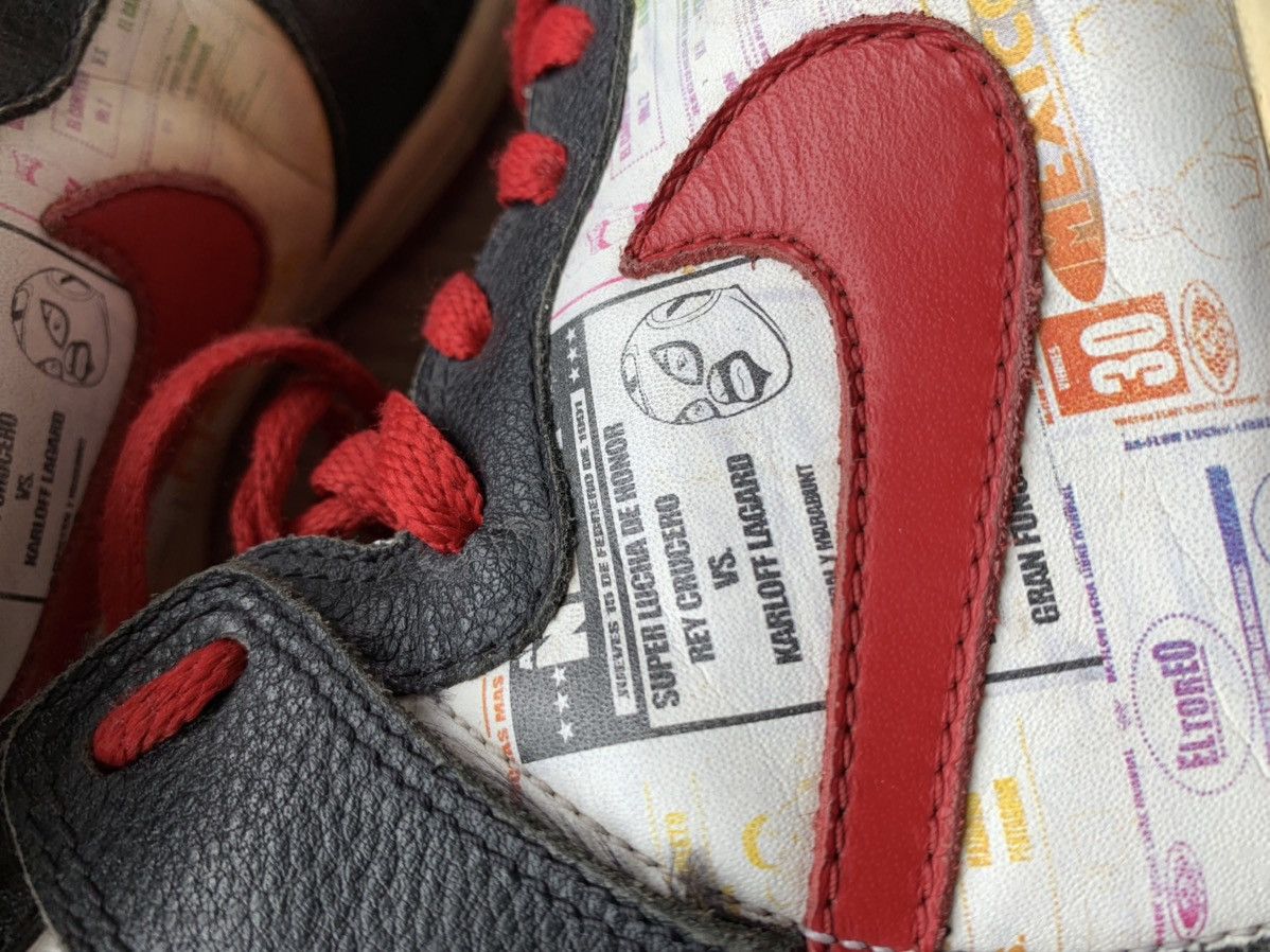 Vintage Nike Dunk High Premium 2006 „Lucha Libre” Size US 8 / EU 41 - 16 Thumbnail