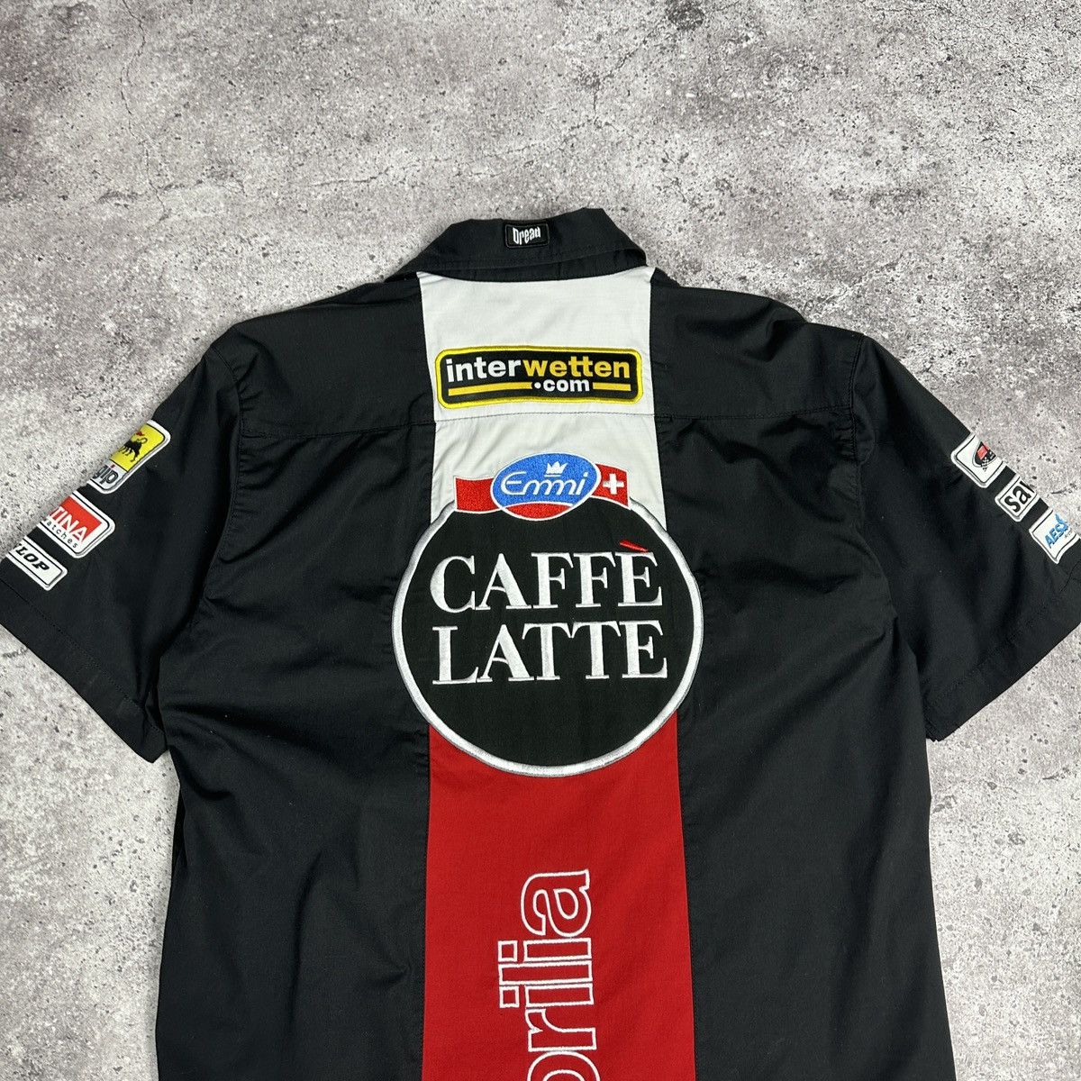 Vintage Vintage Formula 1 Signed Aprilia Caffe Latte racing shirt Size US L / EU 52-54 / 3 - 13 Thumbnail