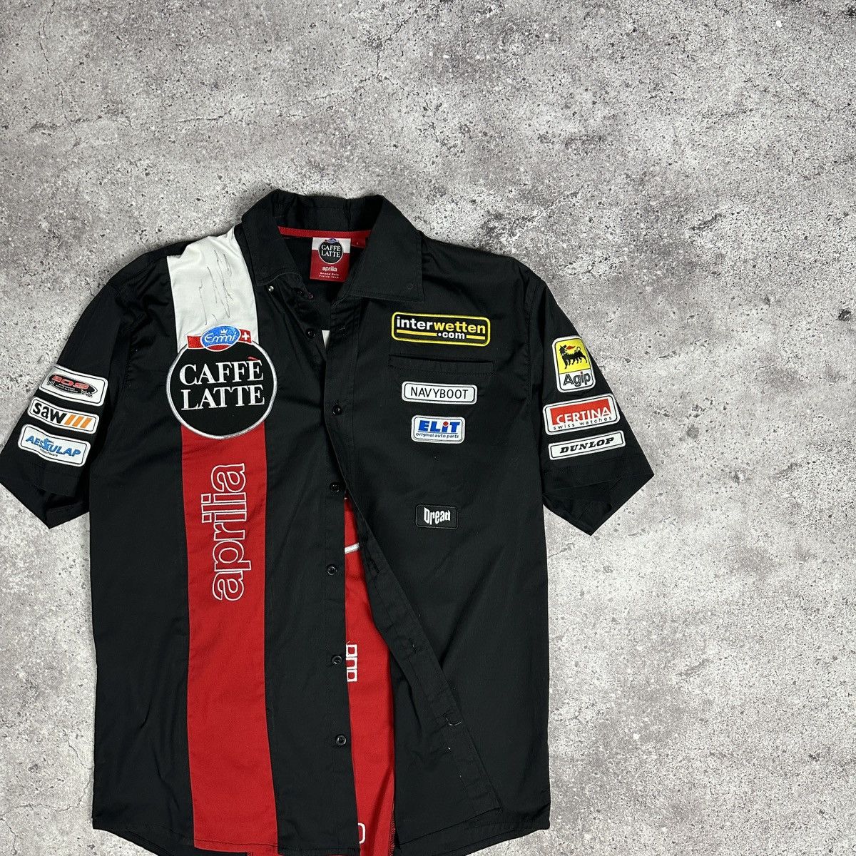 Vintage Vintage Formula 1 Signed Aprilia Caffe Latte racing shirt Size US L / EU 52-54 / 3 - 3 Thumbnail