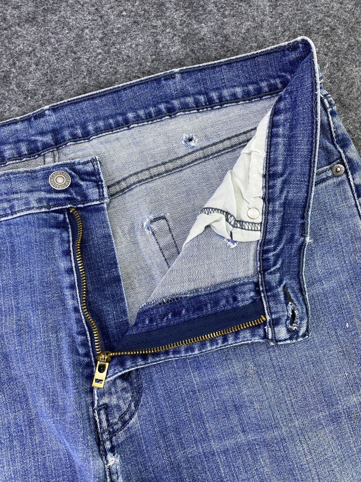 Jean × Levi's × Vintage VINTAGE LEVIS 514 BLUE WASH JEANS- J012 Size US 36 / EU 52 - 5 Thumbnail
