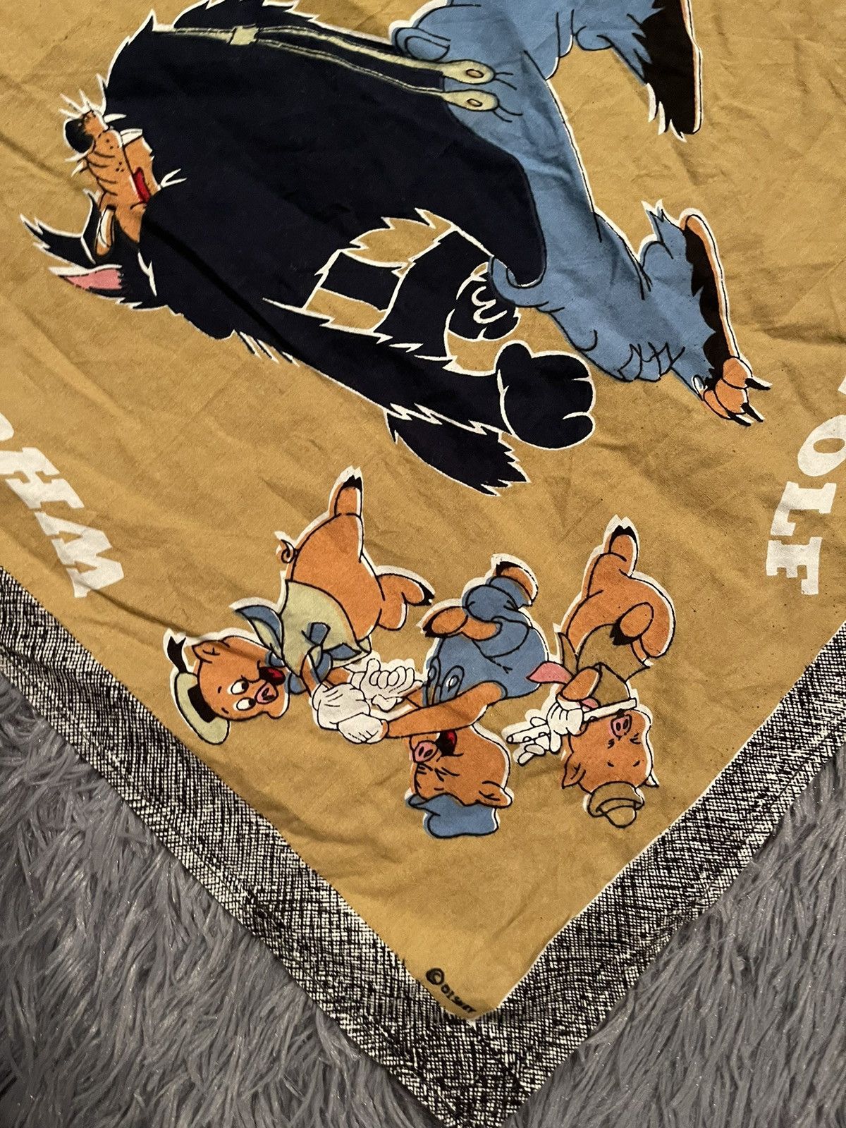 Cartoon Network × Disney × Vintage Disney 90s vintage Big Bad Wolf bandana Size ONE SIZE - 4 Thumbnail