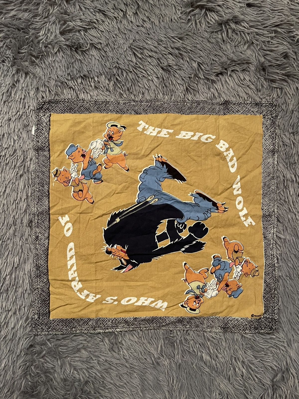 Cartoon Network × Disney × Vintage Disney 90s vintage Big Bad Wolf bandana Size ONE SIZE - 1 Thumbnail