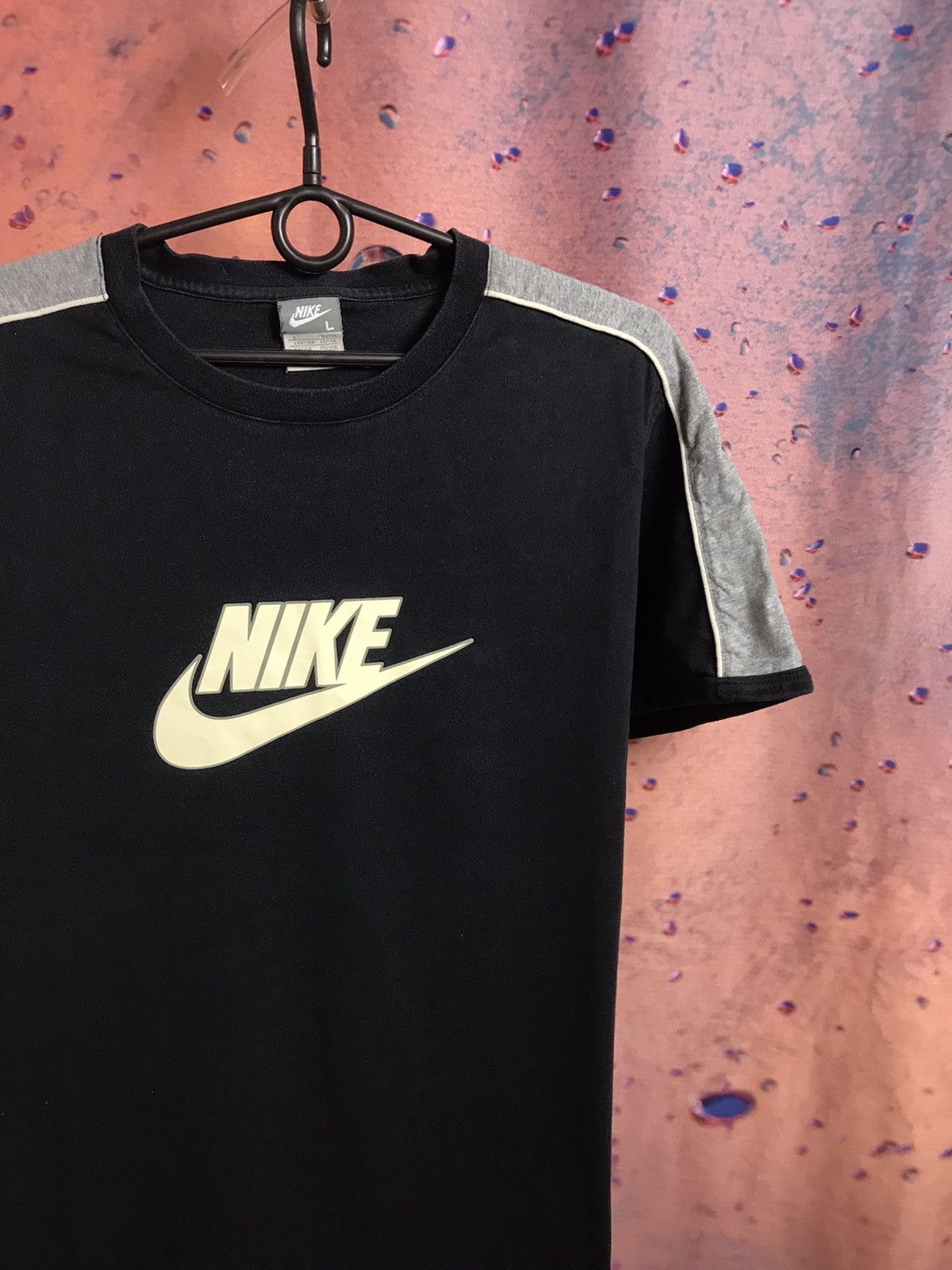 Nike × Vintage Vintage Nike centre logo streetwear tee Size US M / EU 48-50 / 2 - 1 Thumbnail