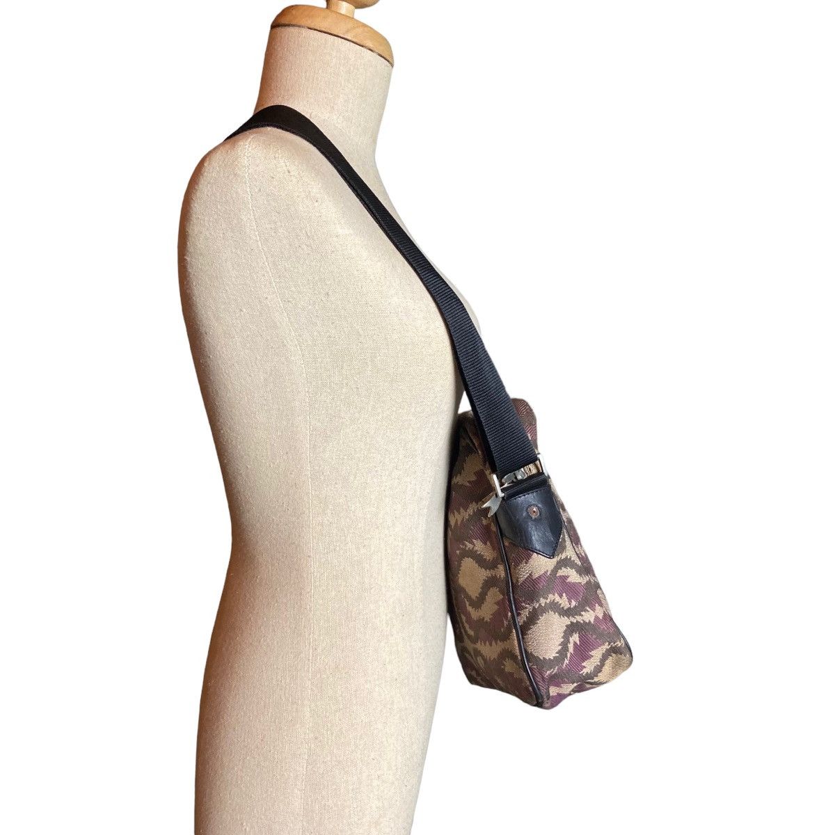 Vivienne Westwood Vivienne Westwood Genuine Leather Canvas Shoulder Bag Size ONE SIZE - 5 Thumbnail