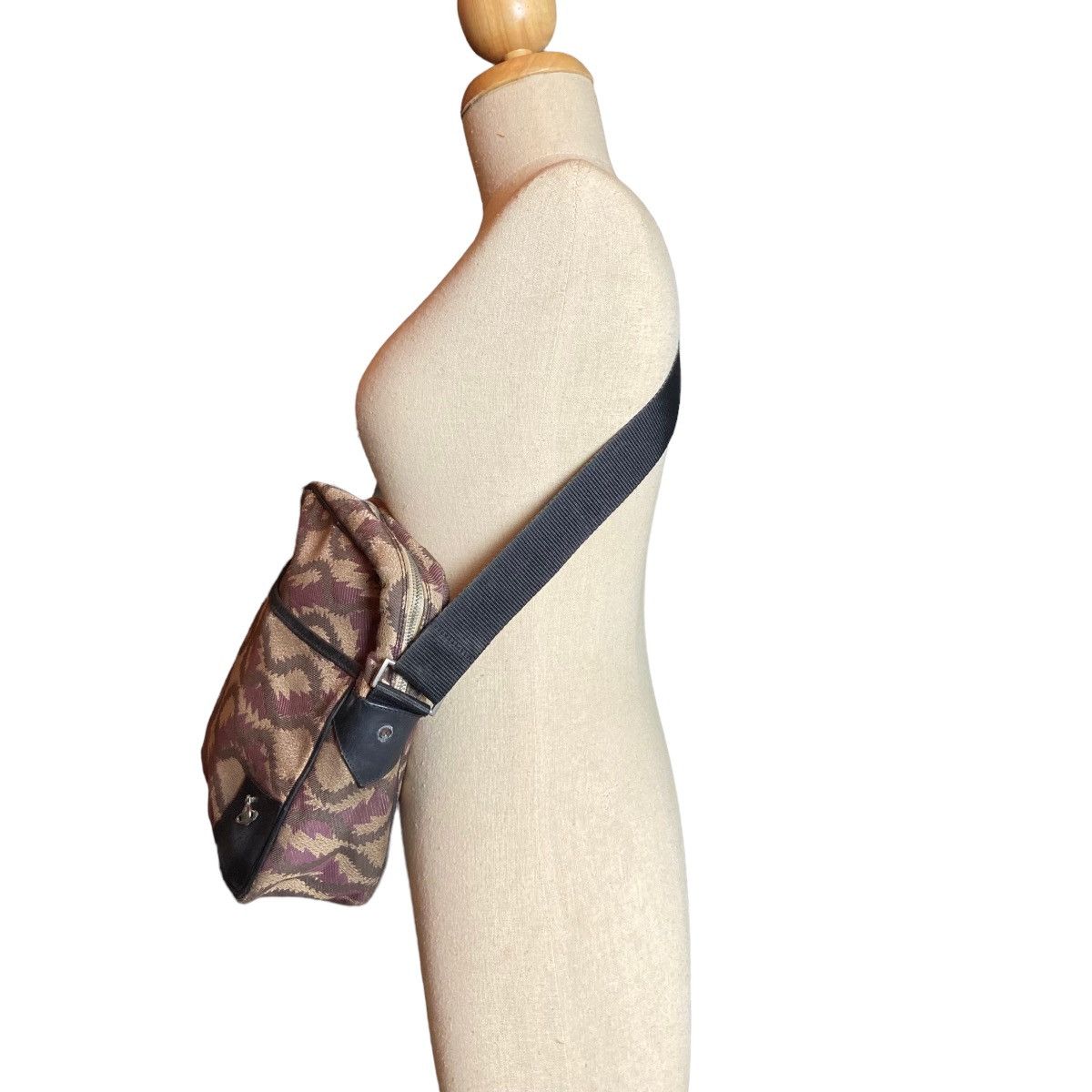 Vivienne Westwood Vivienne Westwood Genuine Leather Canvas Shoulder Bag Size ONE SIZE - 7 Thumbnail