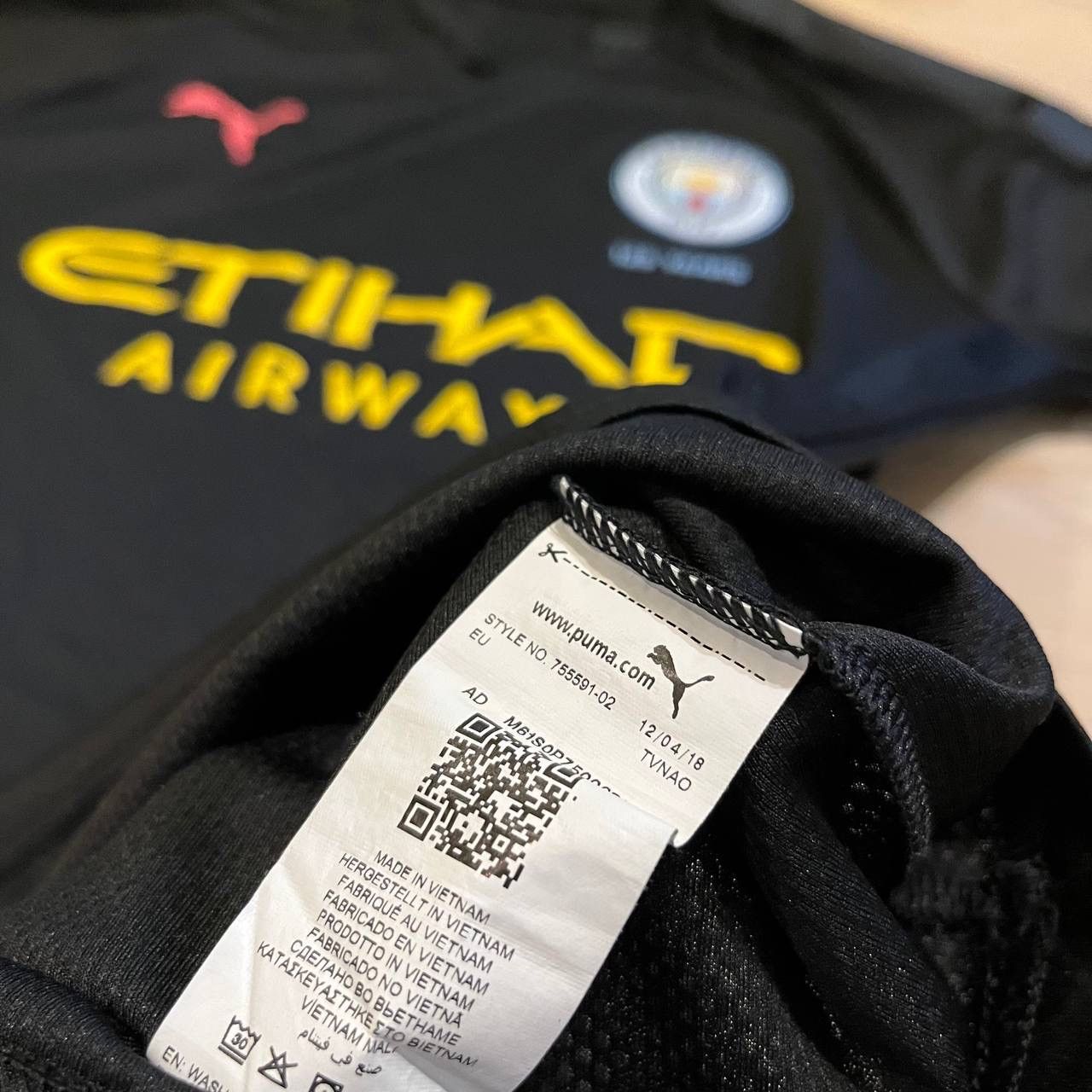 Puma MANCHESTER CITY PUMA 2019/20 FOOTBALL AWAY JERSEY #21 SILVA Size US M / EU 48-50 / 2 - 13 Thumbnail