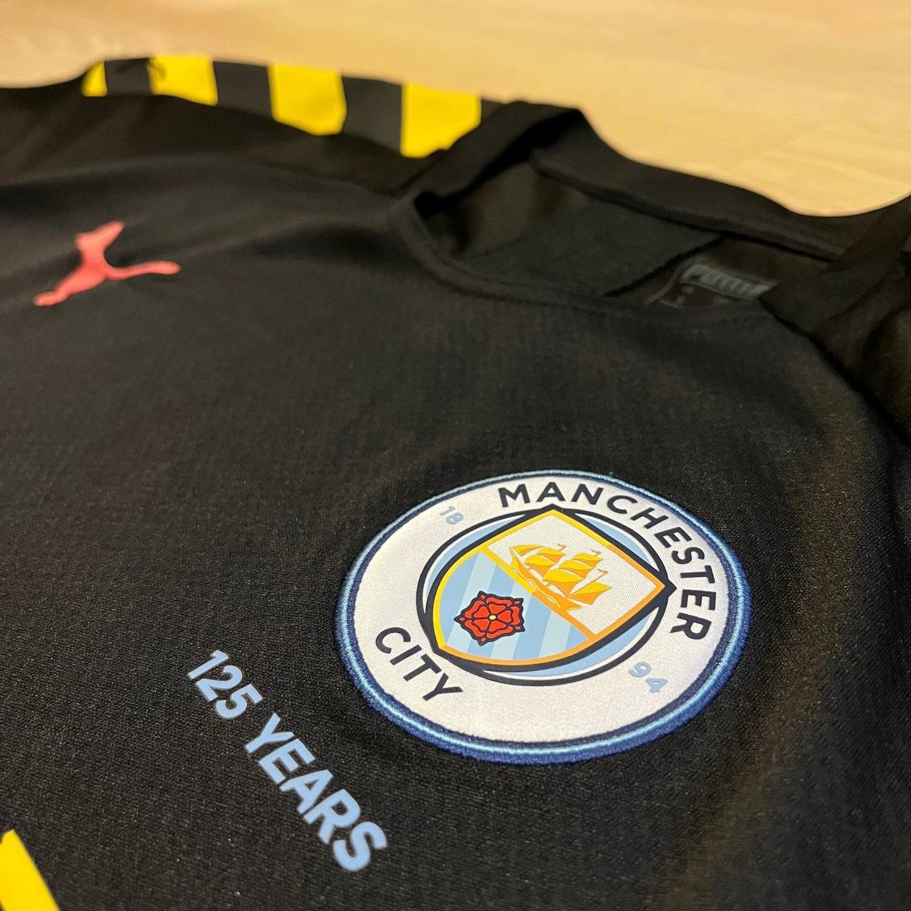 Puma MANCHESTER CITY PUMA 2019/20 FOOTBALL AWAY JERSEY #21 SILVA Size US M / EU 48-50 / 2 - 4 Thumbnail