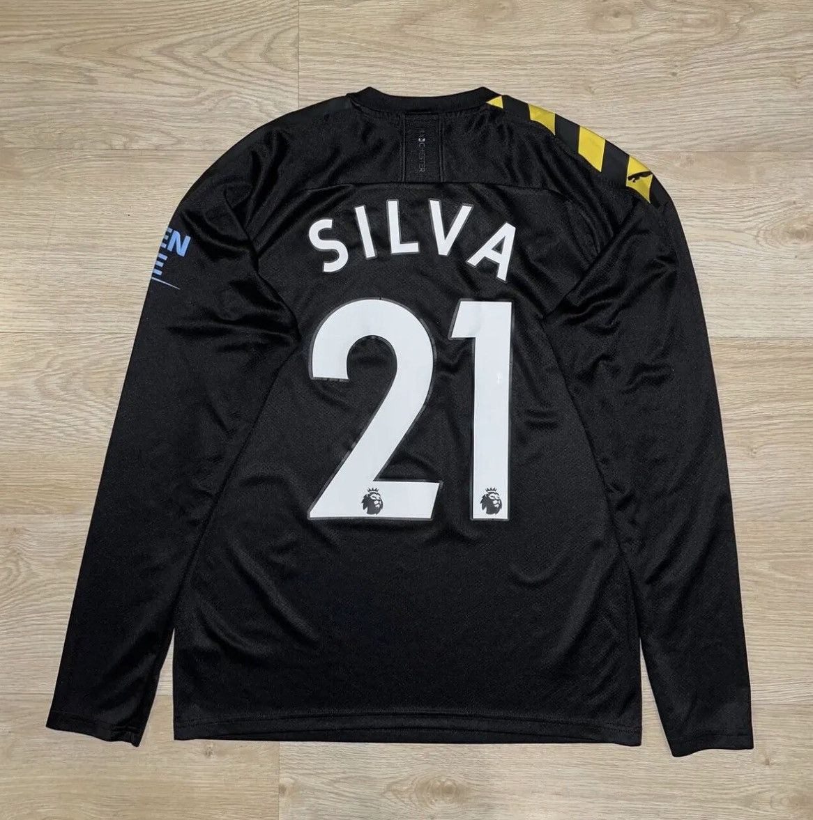 Puma MANCHESTER CITY PUMA 2019/20 FOOTBALL AWAY JERSEY #21 SILVA Size US M / EU 48-50 / 2 - 1 Thumbnail