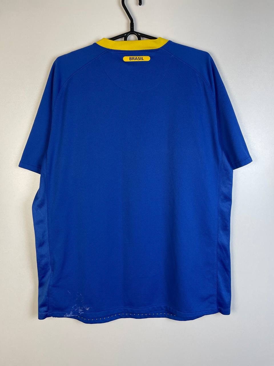 Vintage Brazil Nike vintage t-shirt size Xl Size US XL / EU 56 / 4 - 4 Thumbnail