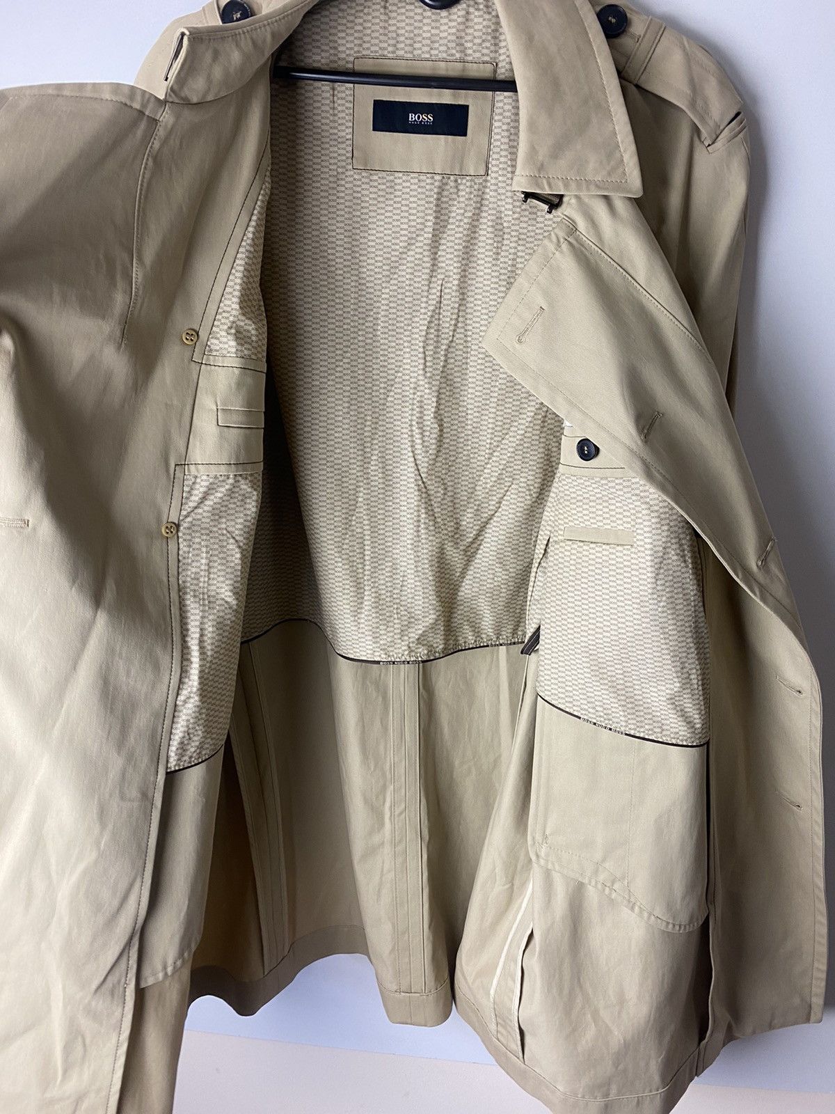 Hugo Boss Hugo Boss luxury raincoat size 56 Size US XL / EU 56 / 4 - 7 Thumbnail