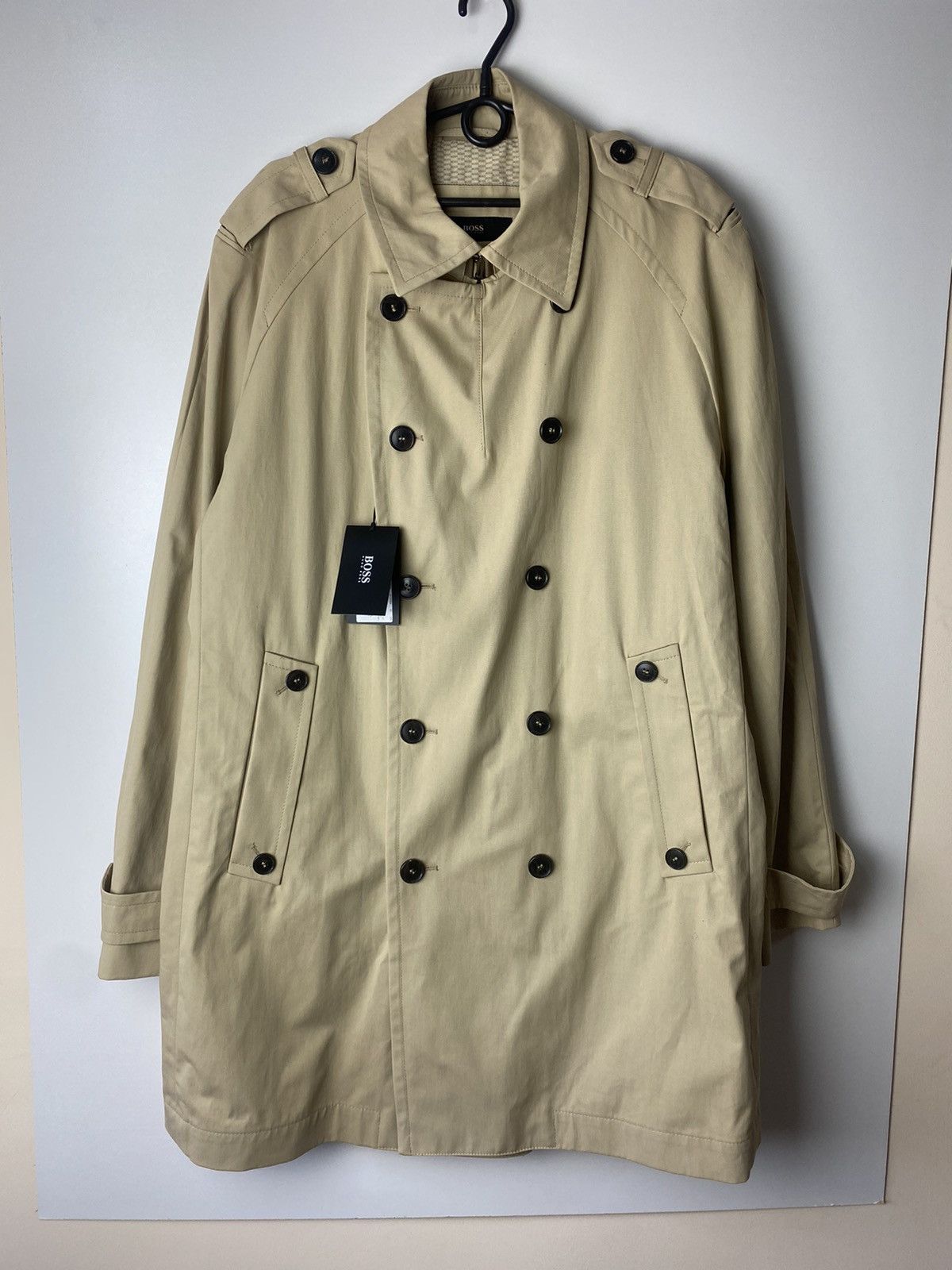 Hugo Boss Hugo Boss luxury raincoat size 56 Size US XL / EU 56 / 4 - 1 Thumbnail