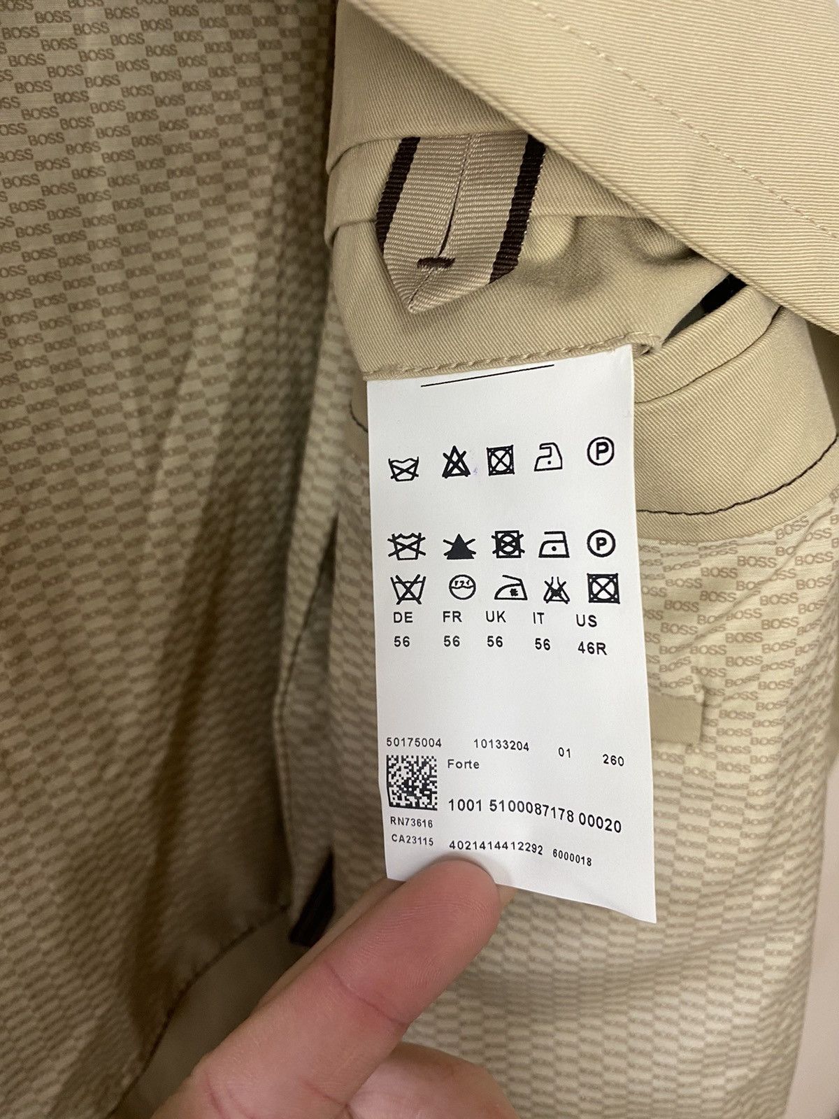 Hugo Boss Hugo Boss luxury raincoat size 56 Size US XL / EU 56 / 4 - 4 Thumbnail