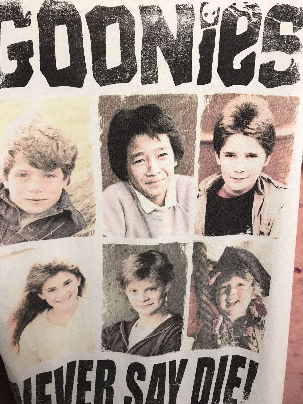 Vintage Goonies vintage movie cult streetwear tee Size US L / EU 52-54 / 3 - 3 Thumbnail