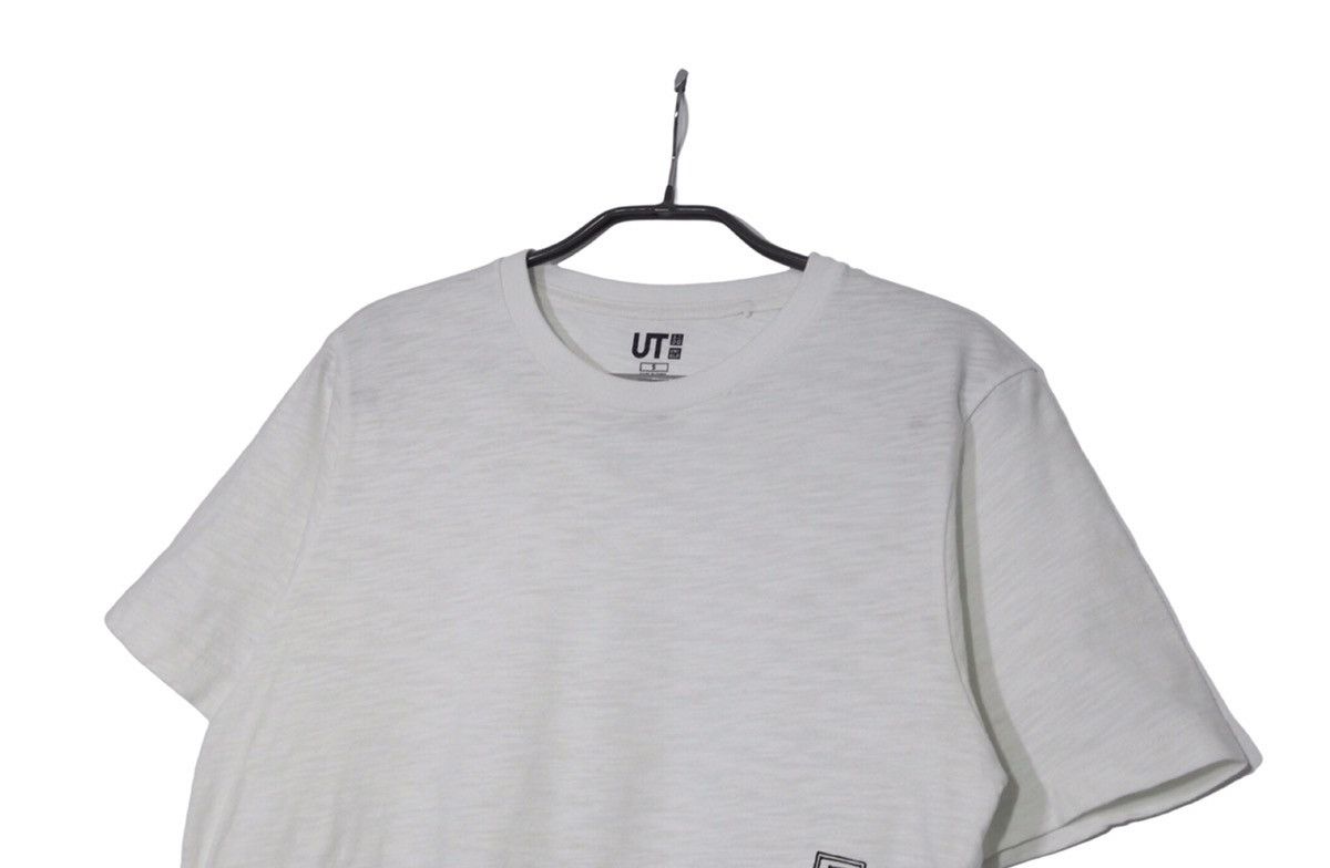 Uniqlo Uniqlo Hokusai Blue T-Shirt Mens Sz S Size US S / EU 44-46 / 1 - 2 Thumbnail