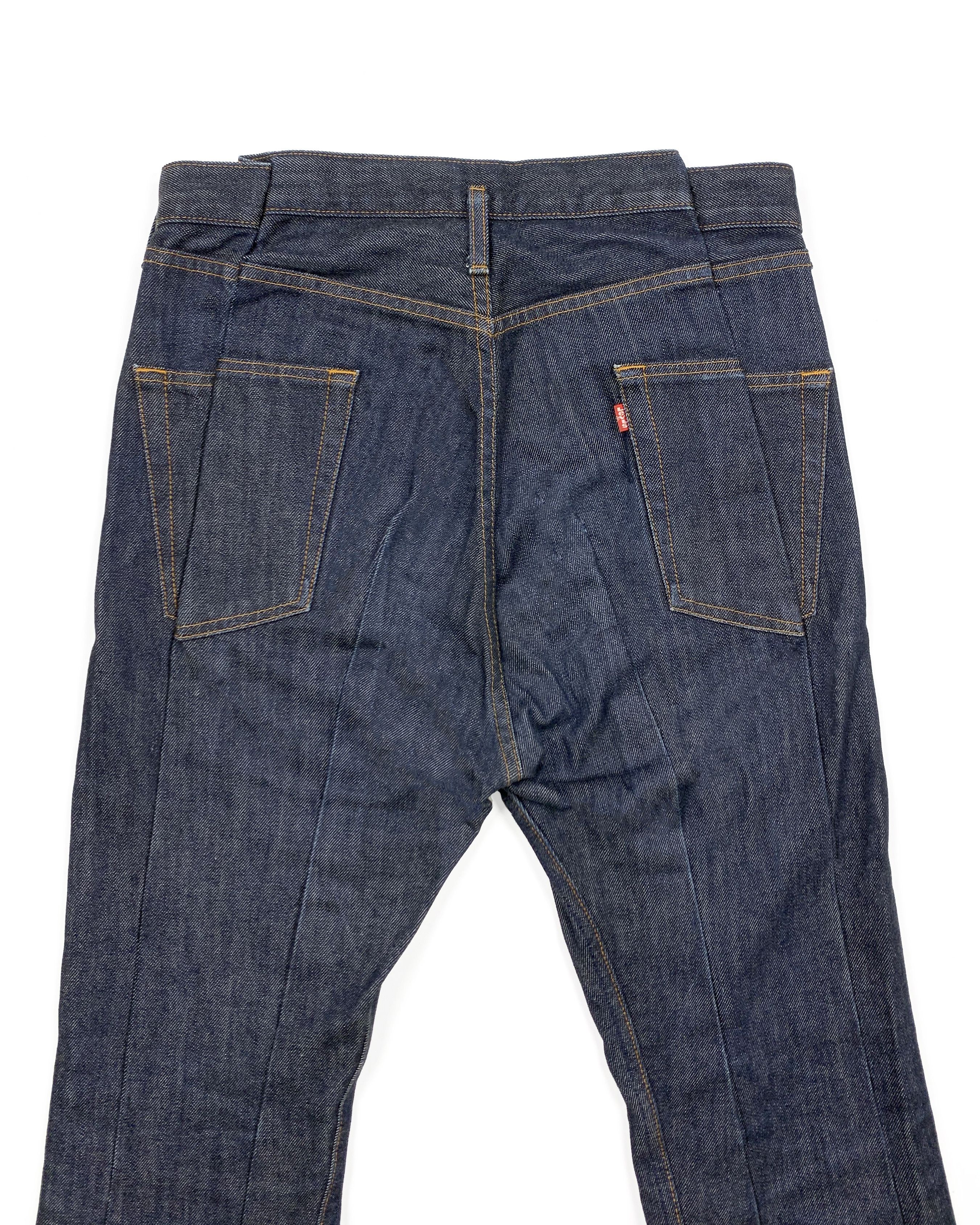 Comme des Garcons × Junya Watanabe × Levi's 2001 Warped / Darted Flared Denim Jeans Size US 32 / EU 48 - 2 Thumbnail