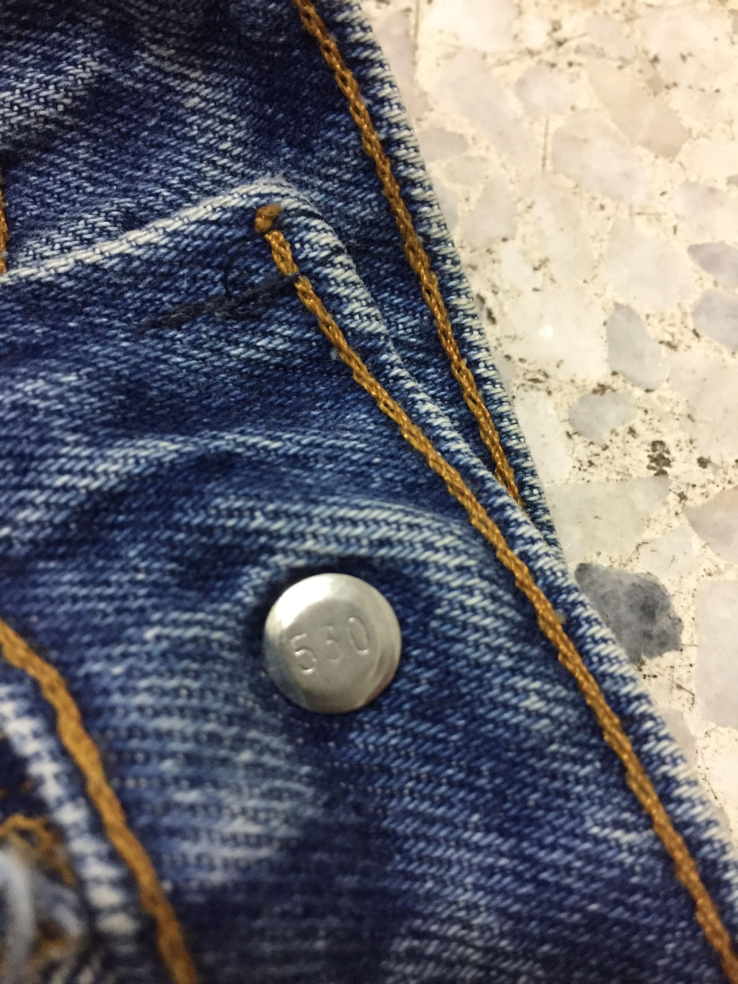Levi's Vintage Clothing Vintage levi’s 90s Lot 505 distressed denim oren tag Size US 35 - 7 Thumbnail