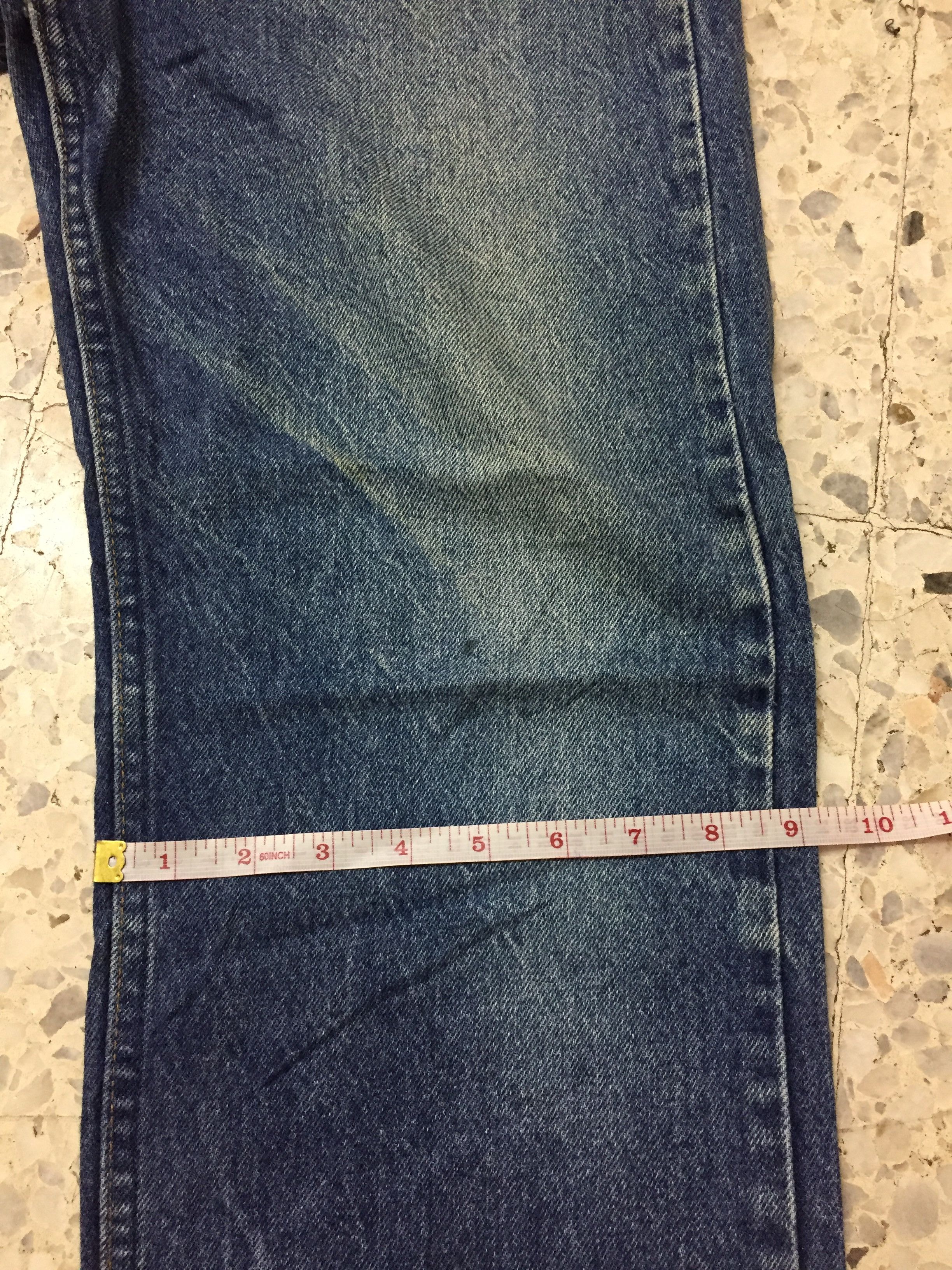Levi's Vintage Clothing Vintage levi’s 90s Lot 505 distressed denim oren tag Size US 35 - 13 Thumbnail