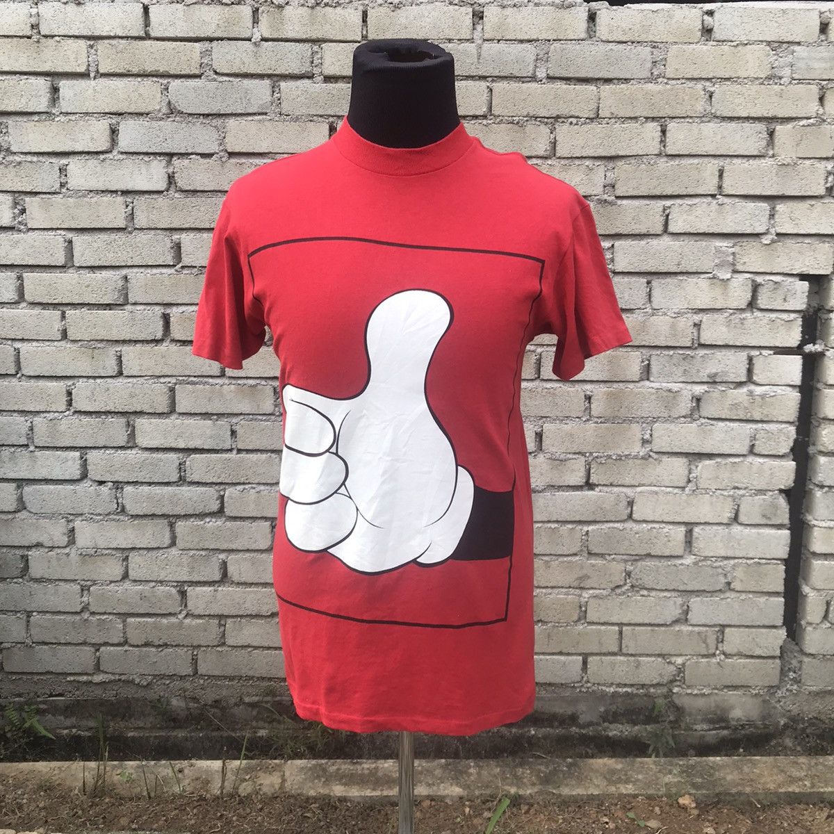 Mickey Mouse × Vintage Rare Vintage Mickey Good Big Hand Size US M / EU 48-50 / 2 - 1 Thumbnail