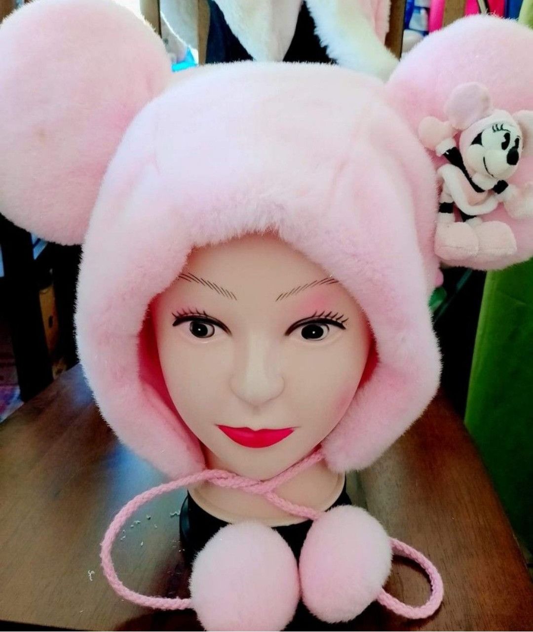 Minnie mouse pink hat Tokyo Disney resort