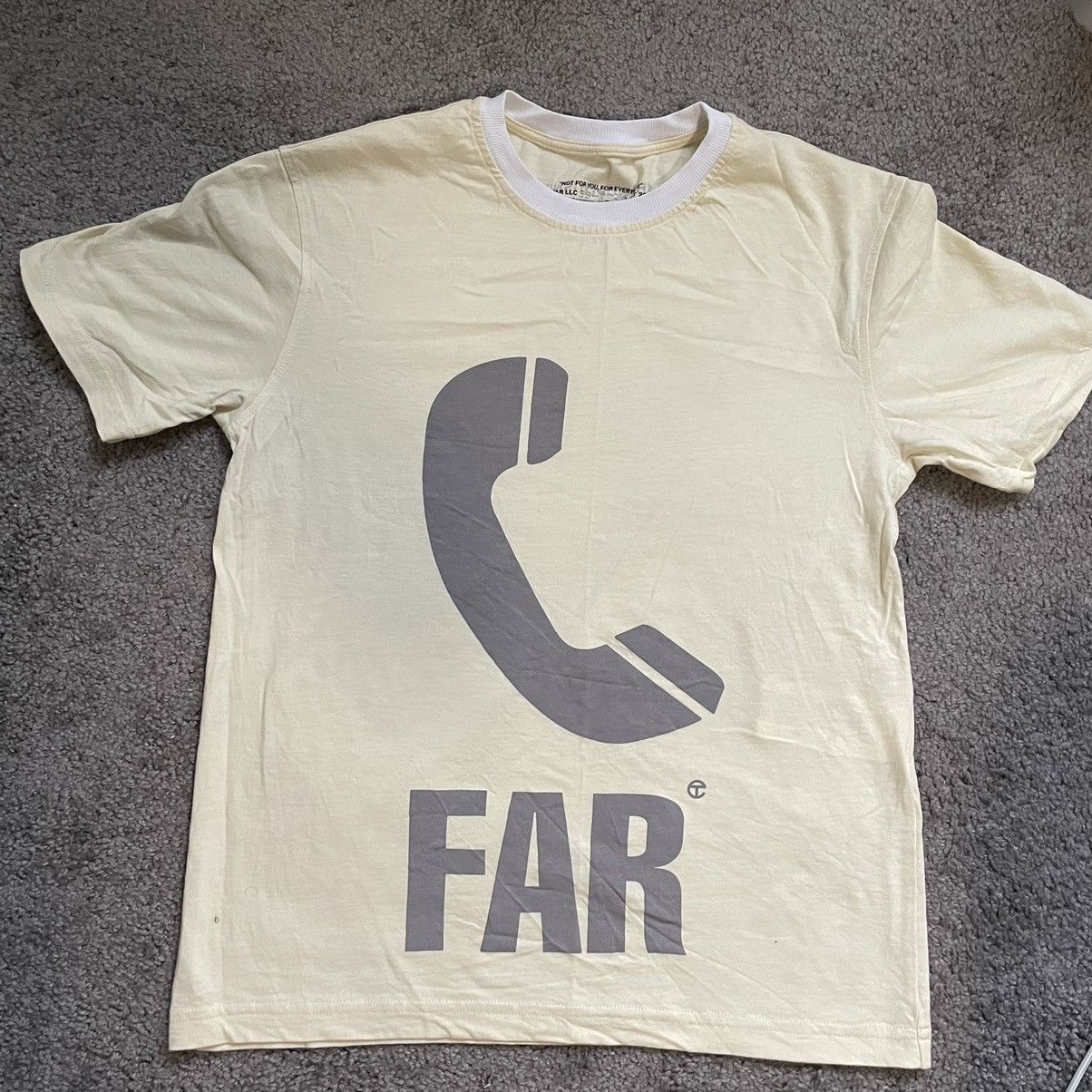 Image of Telfar Phone Print T-Shirt In Yellow Size Xs, Men's