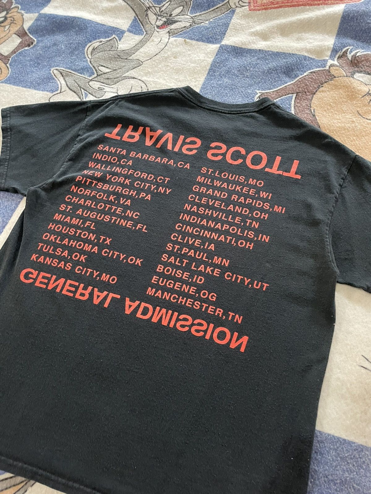 Travis Scott Travis Scott birds eye tour tee Size US L / EU 52-54 / 3 - 4 Thumbnail