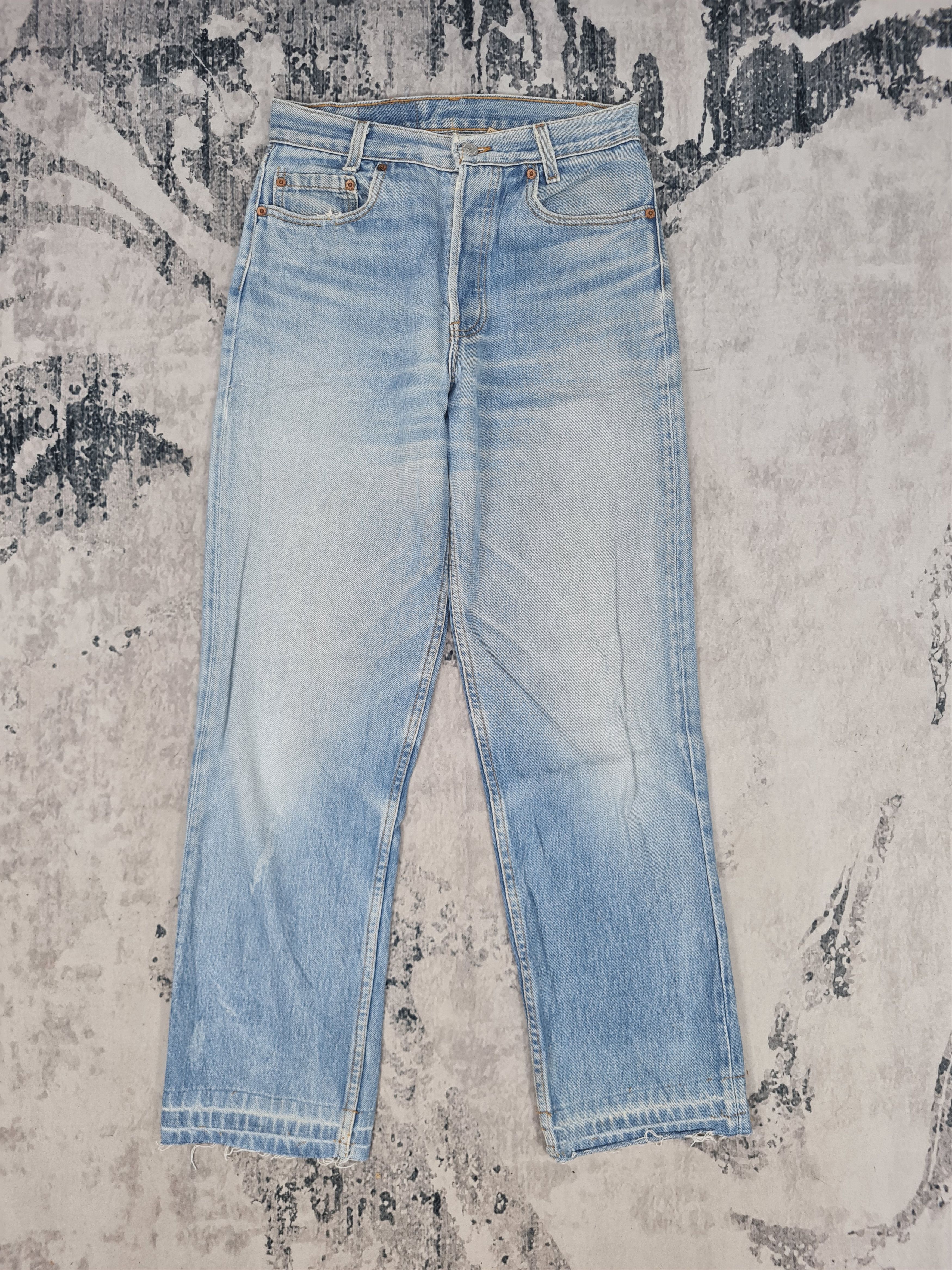 image of VTG Levis 501 Student Sun Faded Light Wash 28X28 Jeans L0025 in Blue, Men's