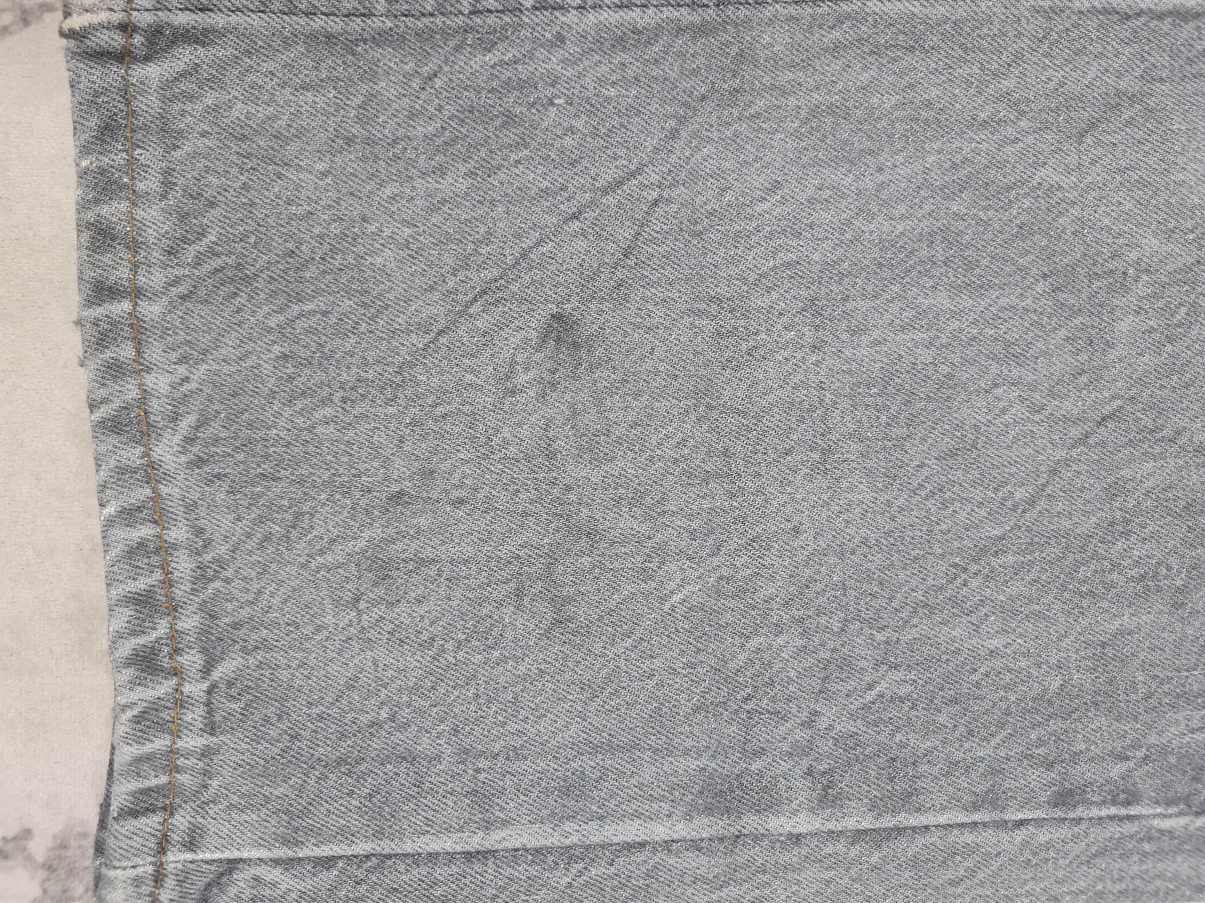 Levi's Vtg LEVIS 501 Rusty Stain Faded Distressed 32x29 Jeans L0028 Size US 32 / EU 48 - 7 Thumbnail