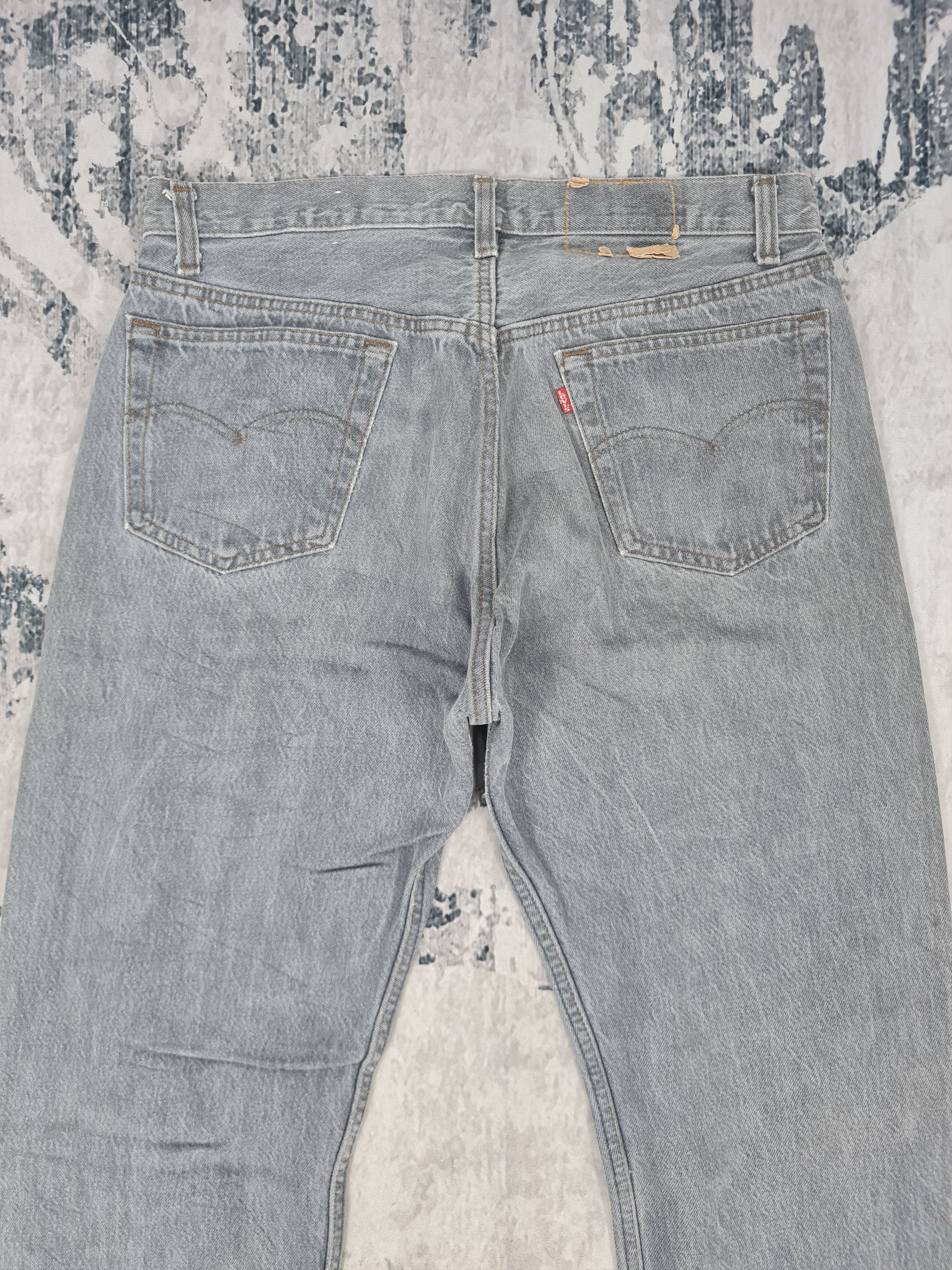 Levi's Vtg LEVIS 501 Rusty Stain Faded Distressed 32x29 Jeans L0028 Size US 32 / EU 48 - 8 Thumbnail